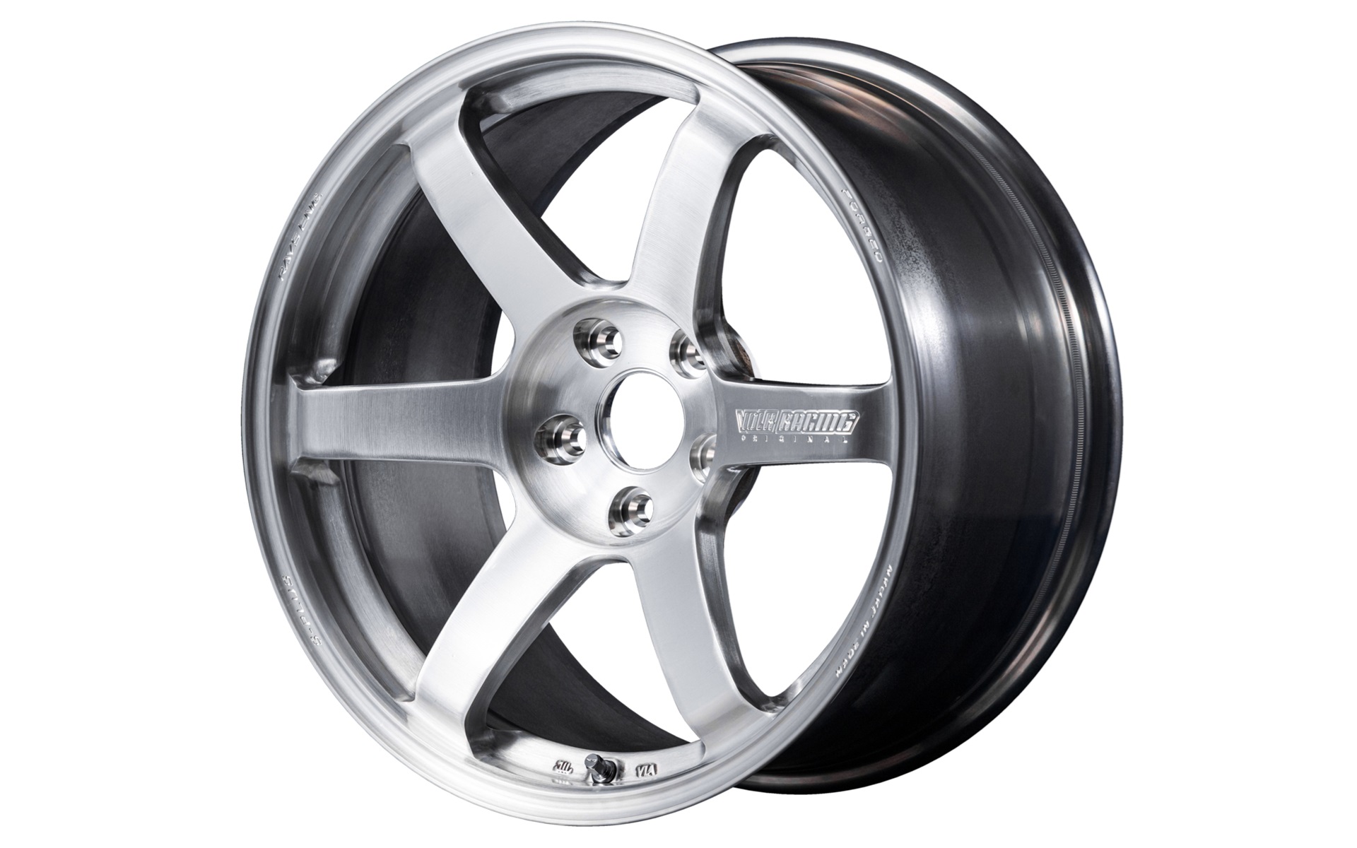 アルミ本来の素材感を最大限に引き出した「TE37 SAGA S-plus A.S.T. ブラッシュド」