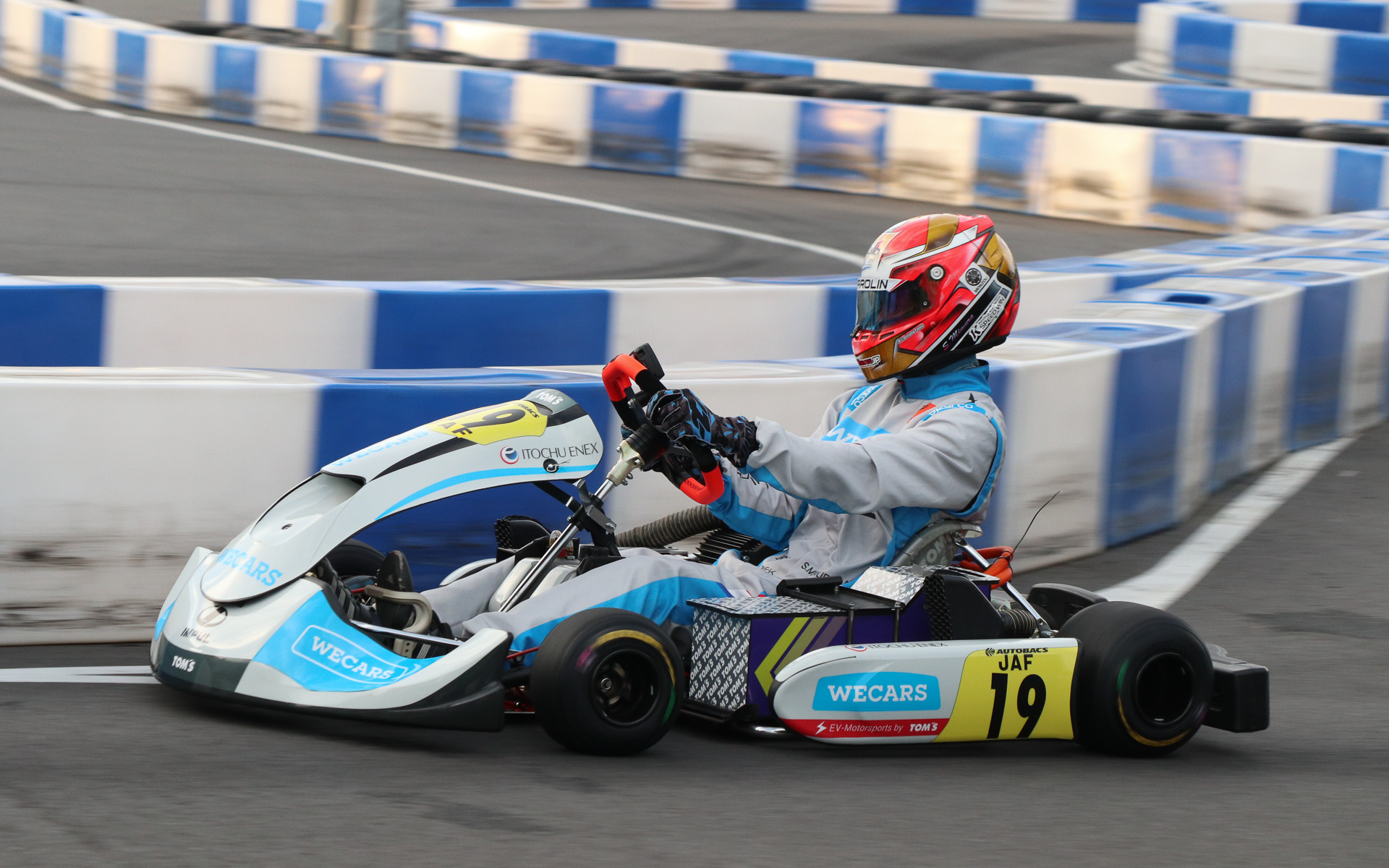 優勝した三村選手の走行シーン