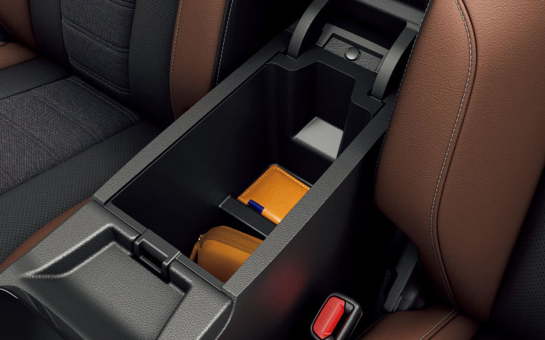 センターアームレストボックス