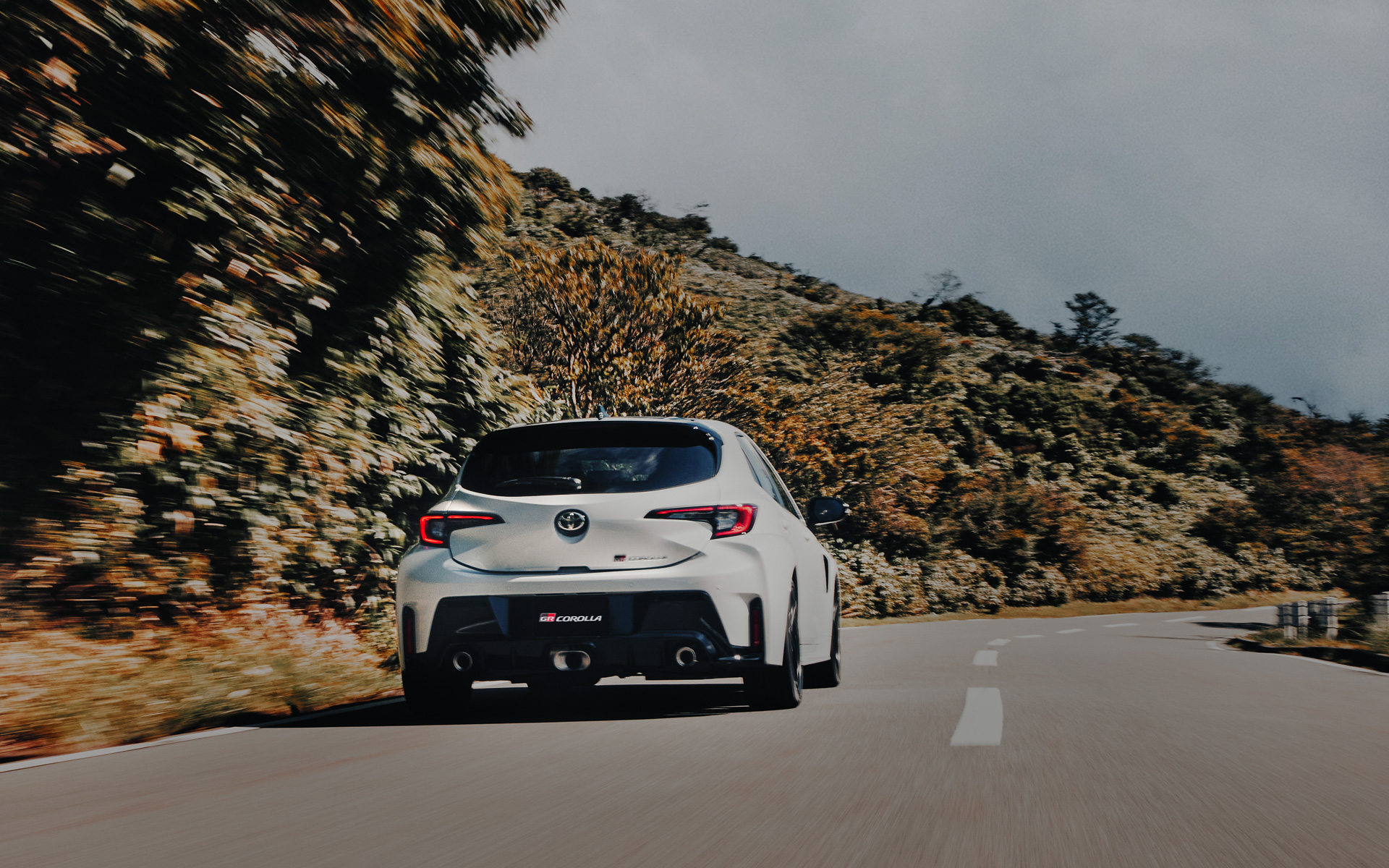 一部改良ではボディ骨格と吸気冷却性能の改善などを実施