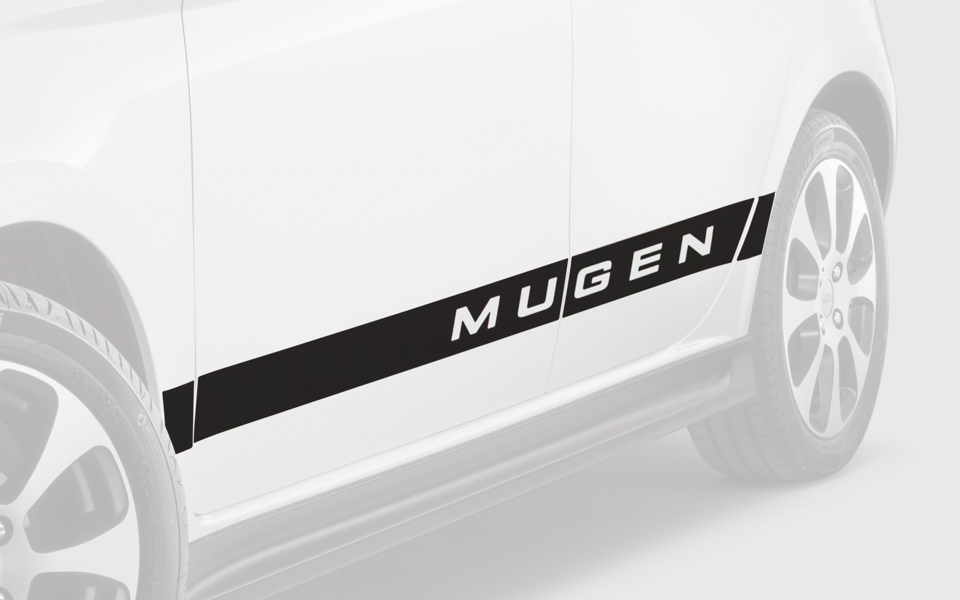 ボディサイドデカール。価格2万5300円