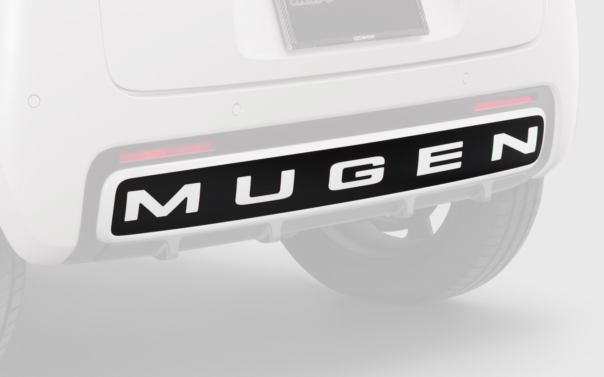 リアバンパーデカール。価格1万6500円