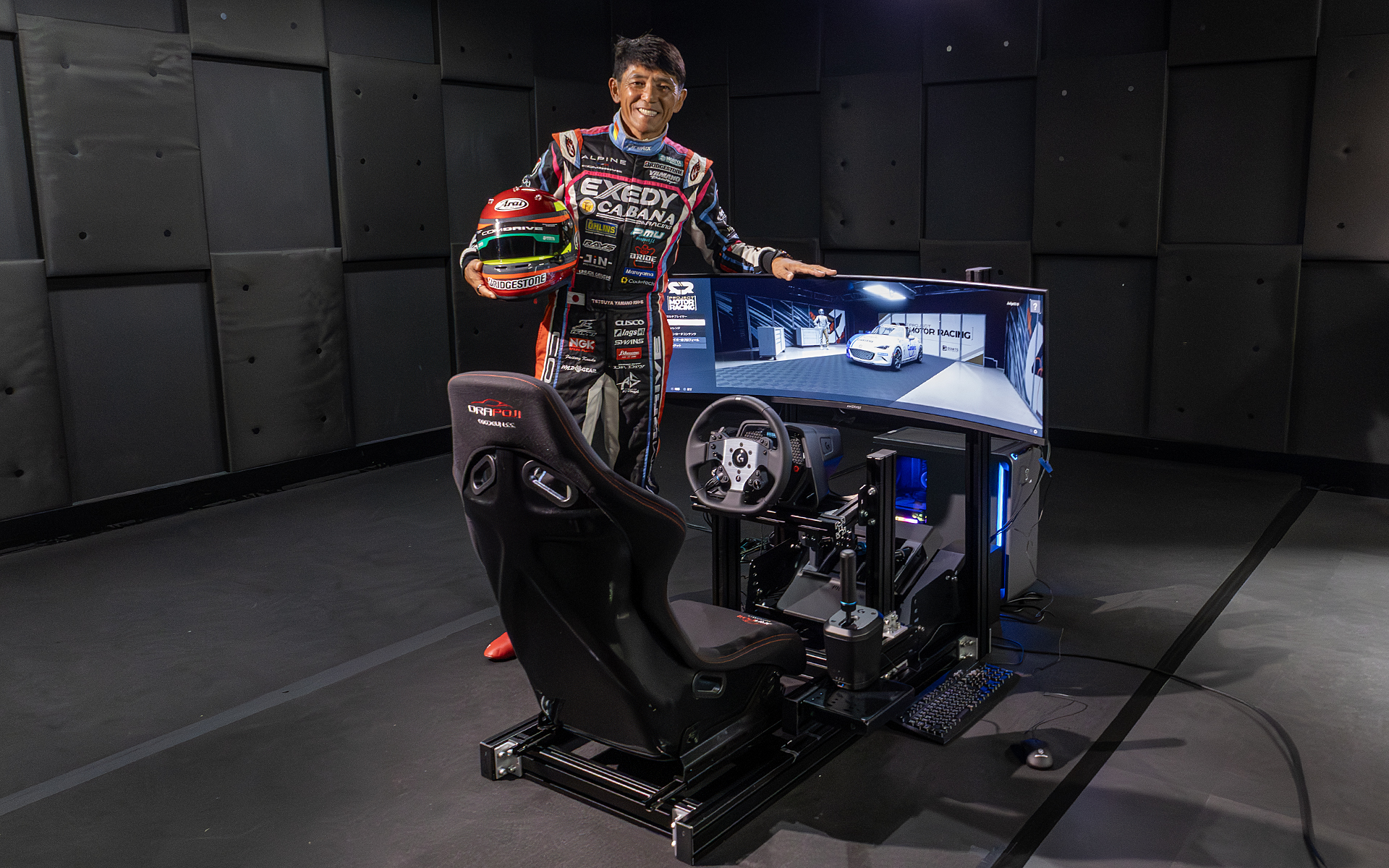 セガは「Project Motor Racing」に登場する車両の挙動をリアルに仕上げるため、実車のドライバーやシムレーサーからフィードバックを受ける「ファクトリードライバープログラム」を立ち上げている。レーシングドライバーの山野哲也氏もそのプログラムに参加している