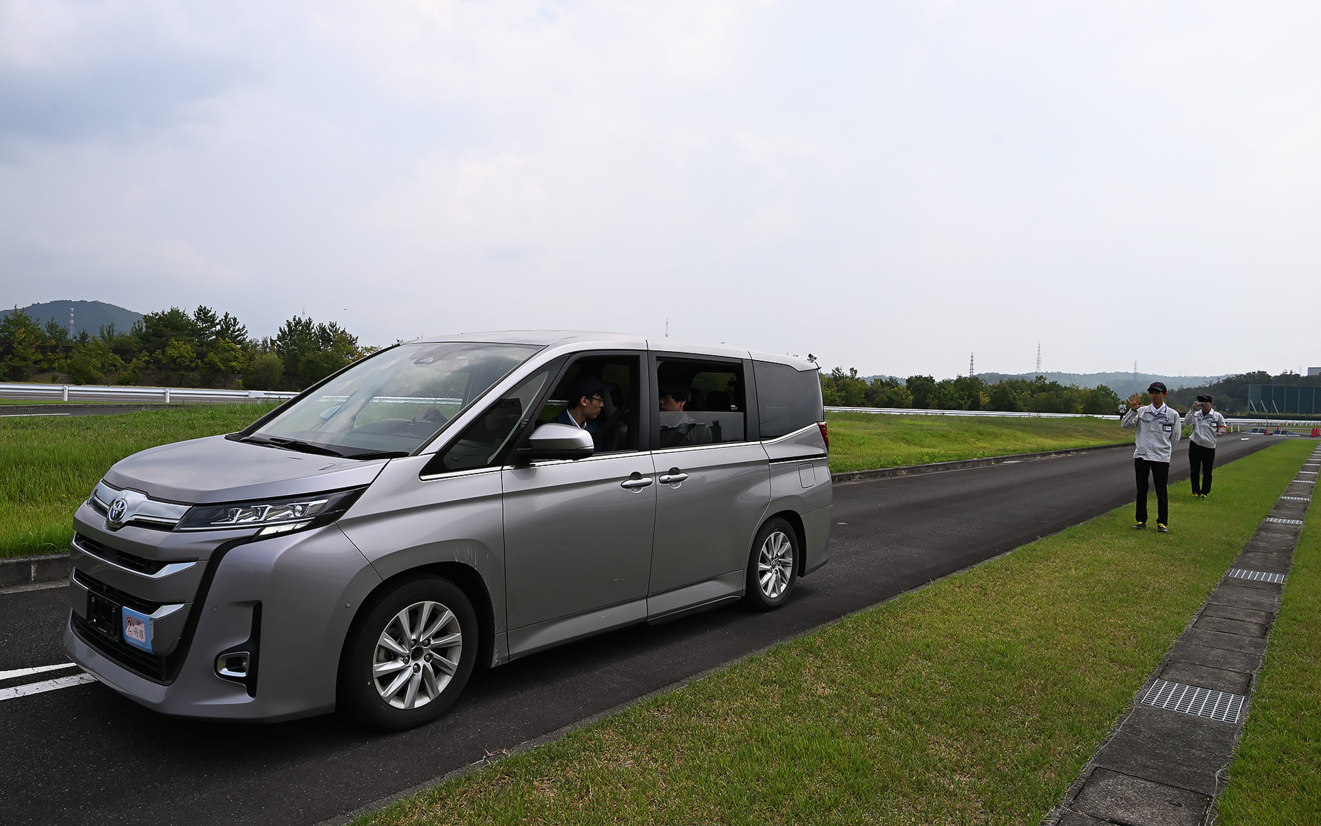 トヨタ自動車 多治見サービスセンター。研修なども行なわれている場所で、テストコースもある。トヨタソフトウェアアカデミーのブートキャンプにおける車両評価も行なわれている