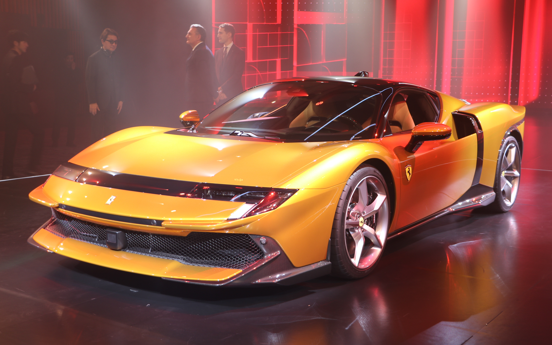 新型プラグイン・ハイブリッド・ベルリネッタ「849 テスタロッサ」