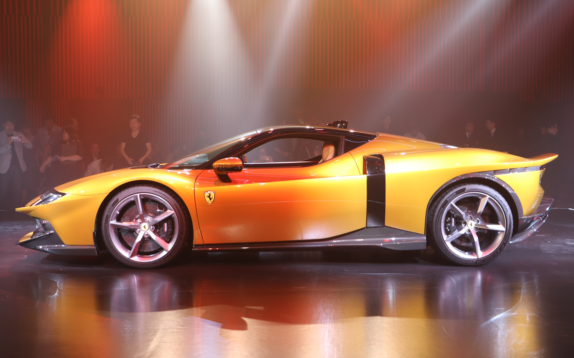 前後重量比はフロント45％：リア55％