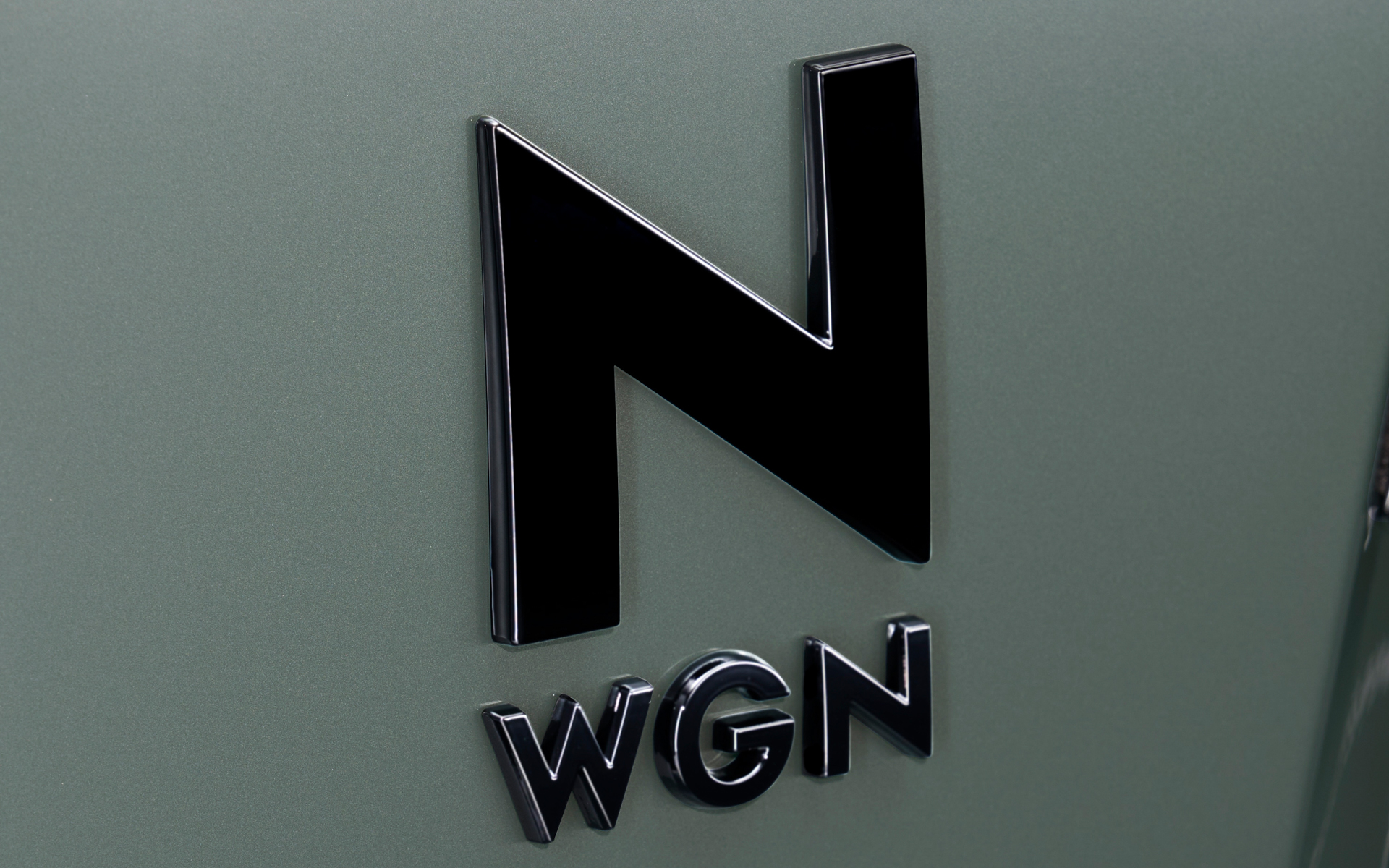N-WGNエンブレム（ベルリナブラック塗装）