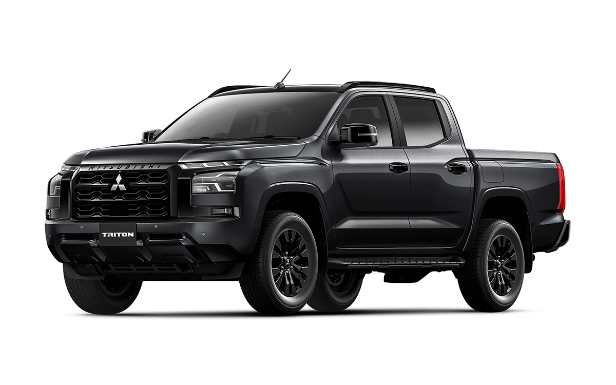 トライトン ブラックエディション（グラファイトグレーメタリック）