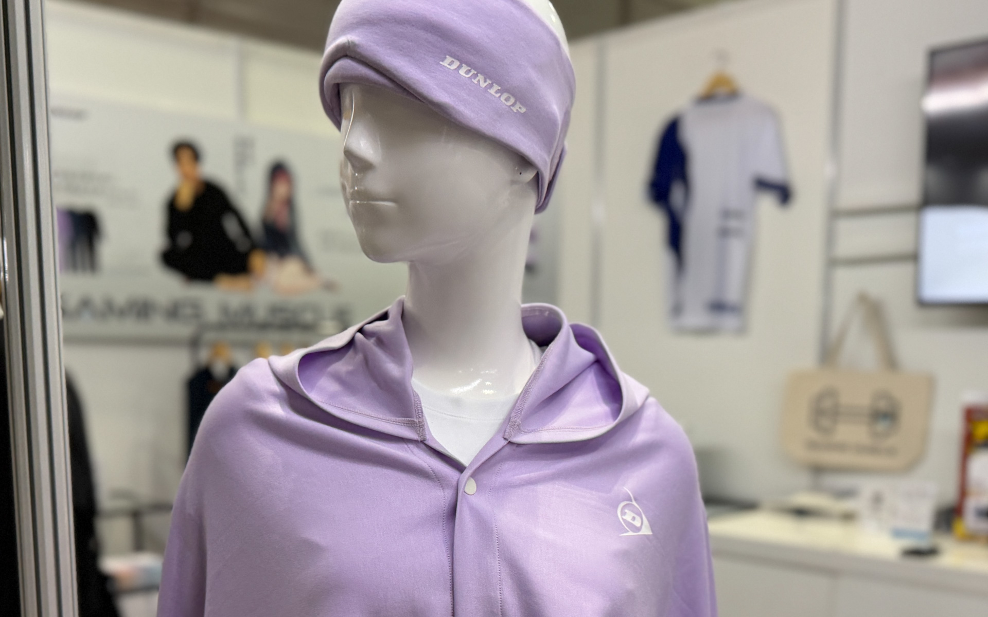 ダンロップのeスポーツブランド「ゲーミングマッスル」の新商品を「東京ゲームショウ2025」で展示販売