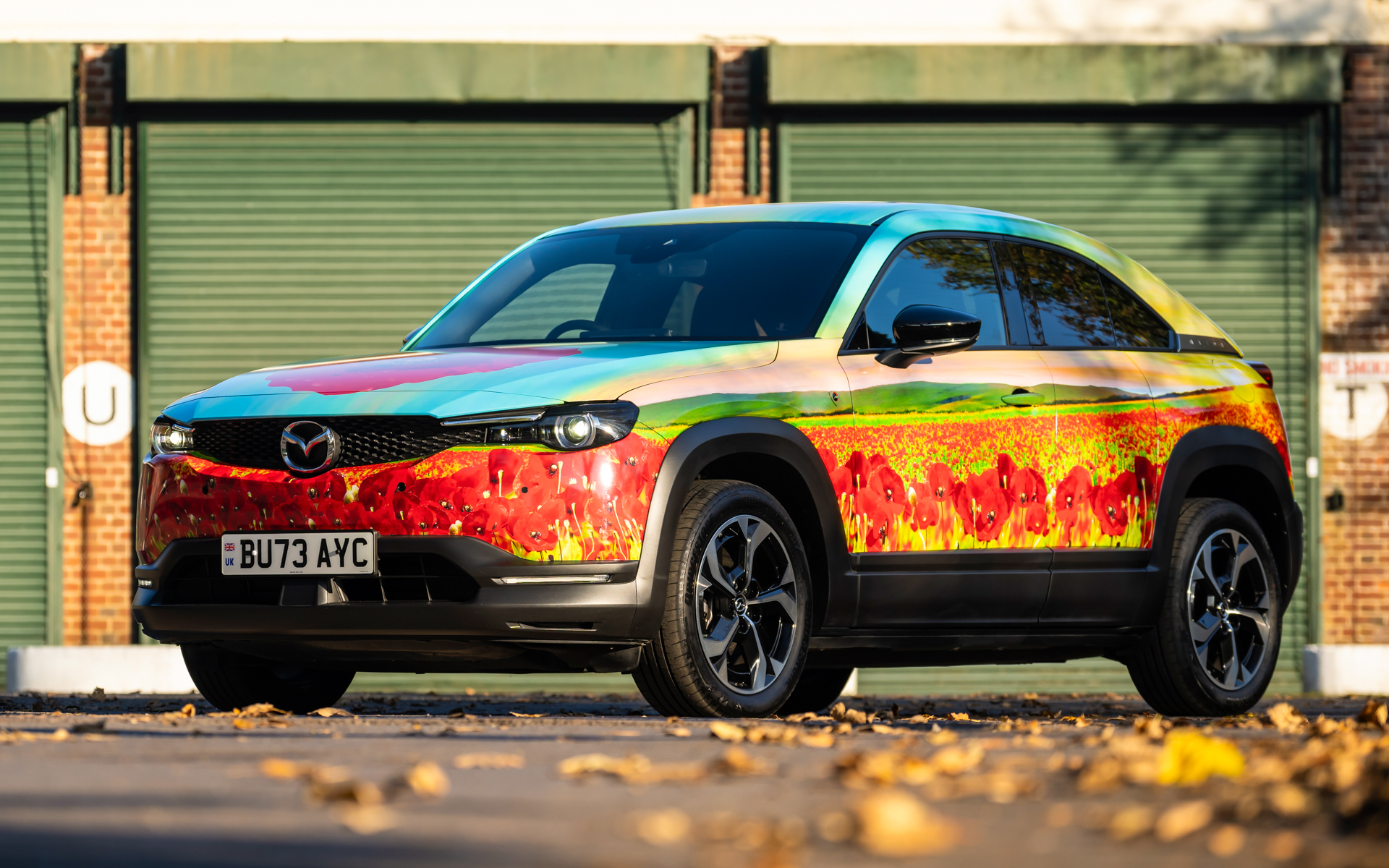 2024年11月にミッション・モータースポーツと共同製作した「MX-30 R-EV ポピーカー」