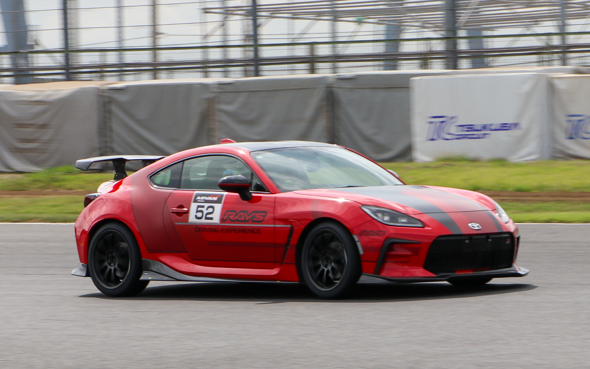 GR86×グラムライツ「57NR」、ドライバーは蘓武選手