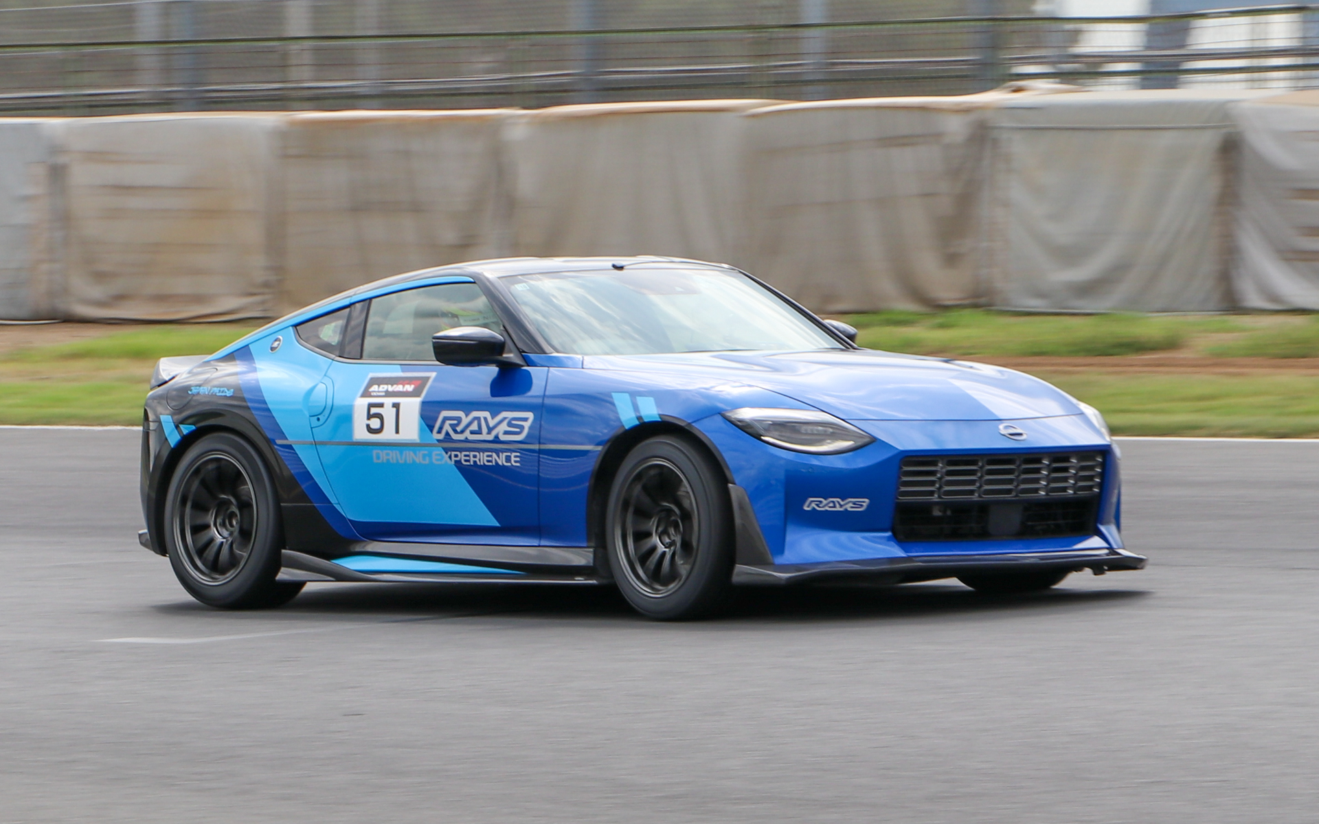 フェアレディZ×ボルクレーシング「ZE40」、ドライバーは千代選手