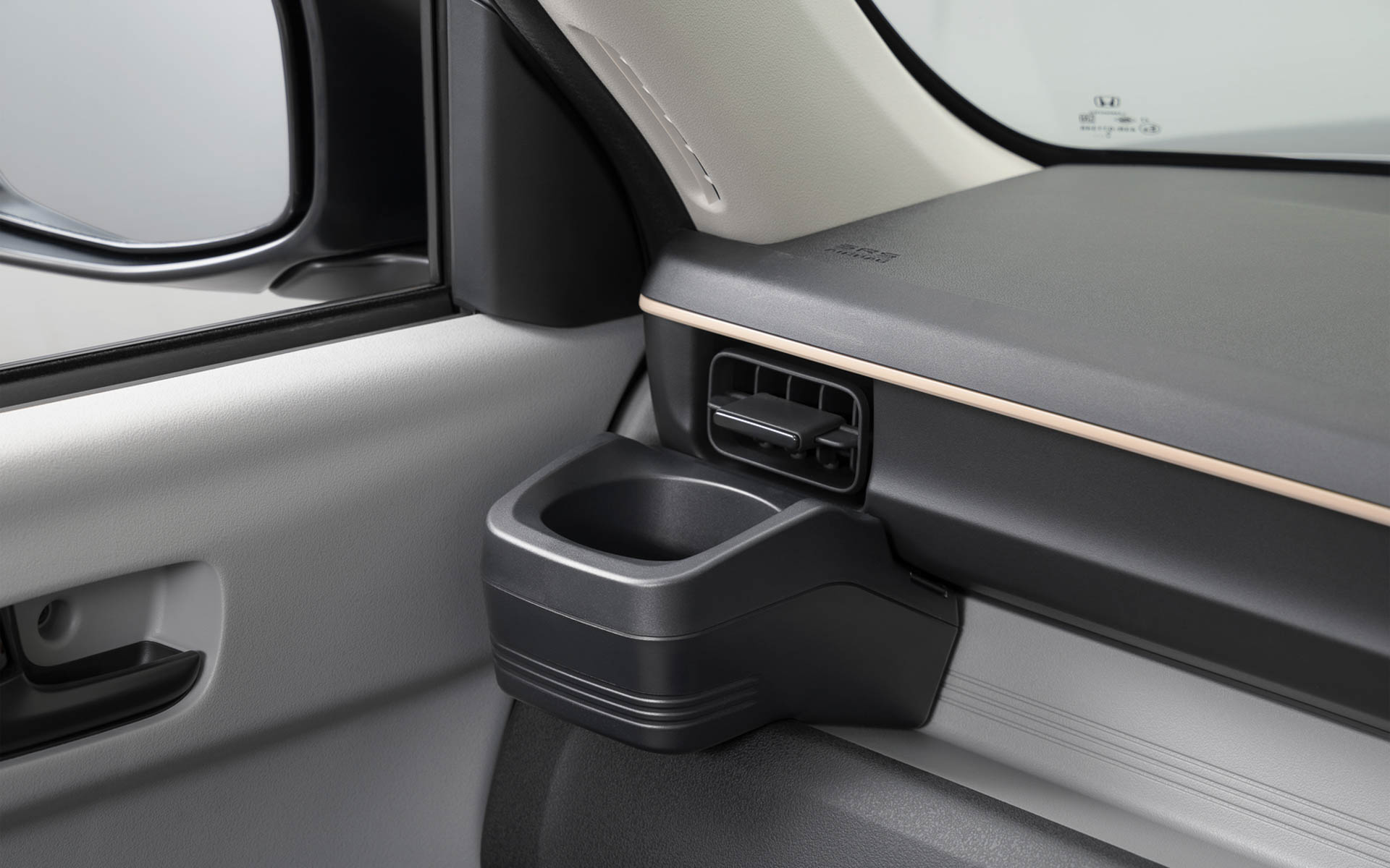 N-ONE e:専用ドリンクホルダー 助手席用