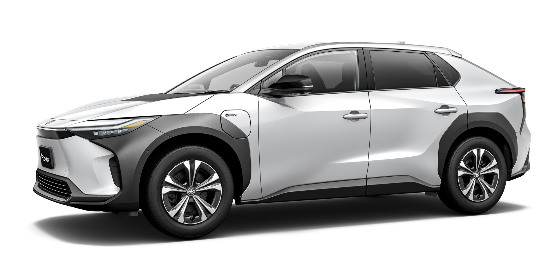 bZ4X G。ボディカラーはプラチナホワイトパールマイカ