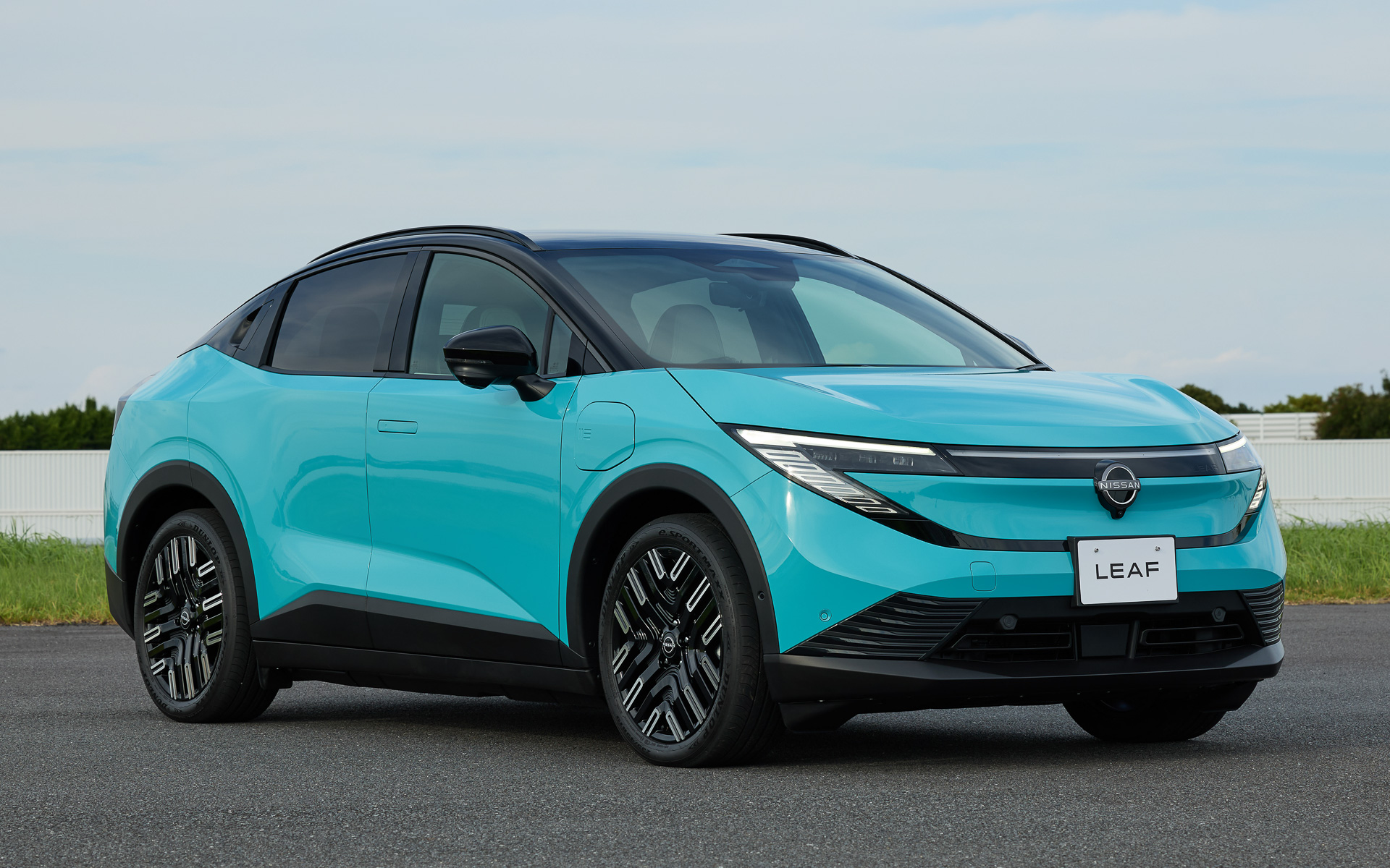 日産「リーフ」