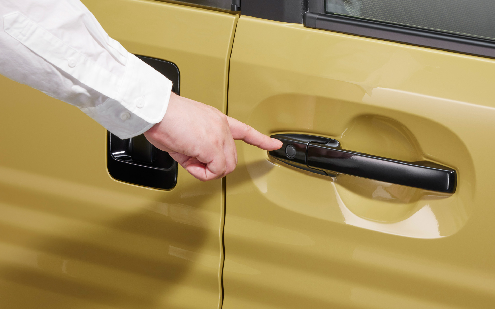 e：FUNは「スマートキーシステム」を標準装備