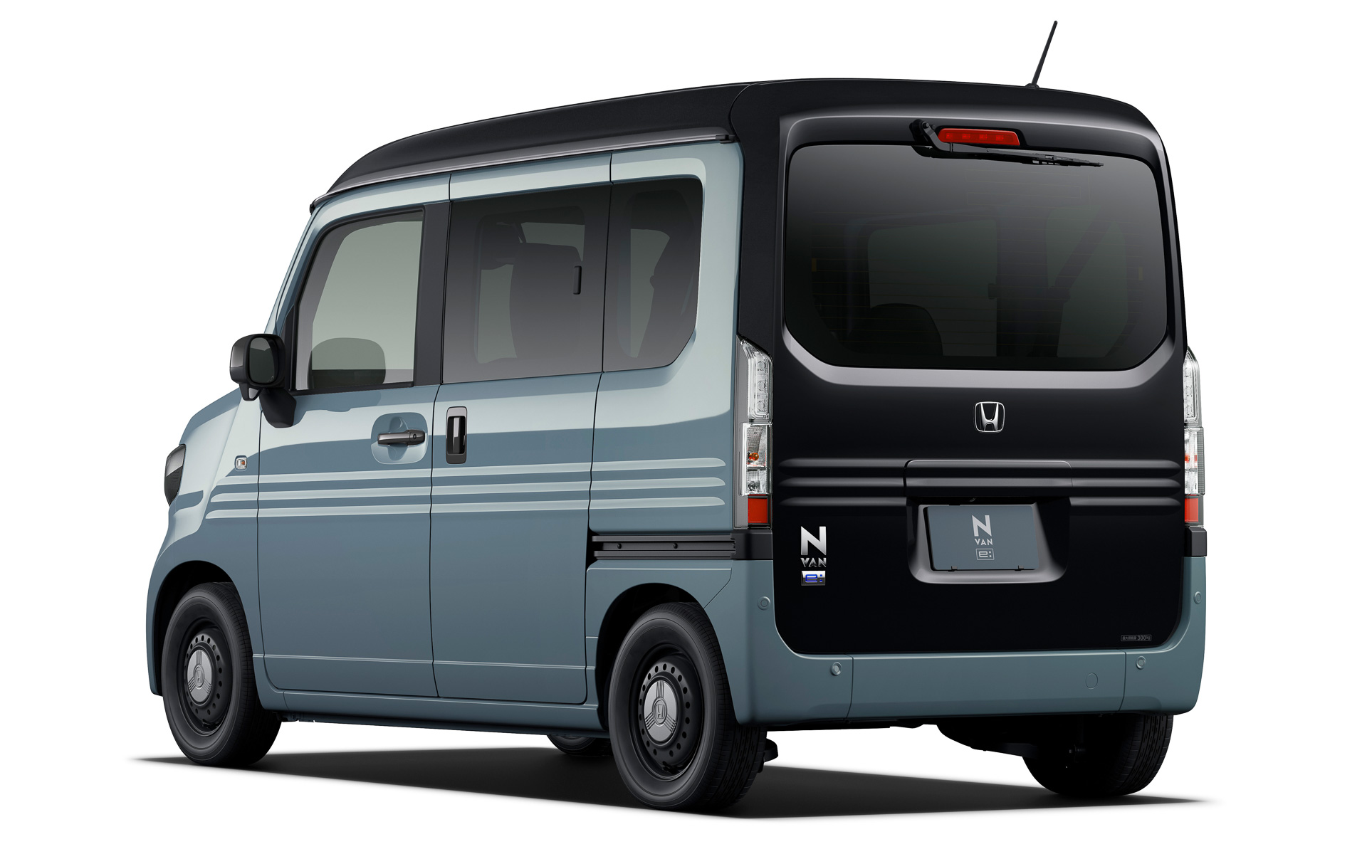 e：FUN専用の「ソニックグレー・パール＆ブラック」