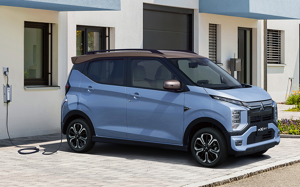 V2H（Vehicle to Home）機器やV2L（Vehicle to Load）機器と接続して、駆動用バッテリを非常用電源などに利用できる