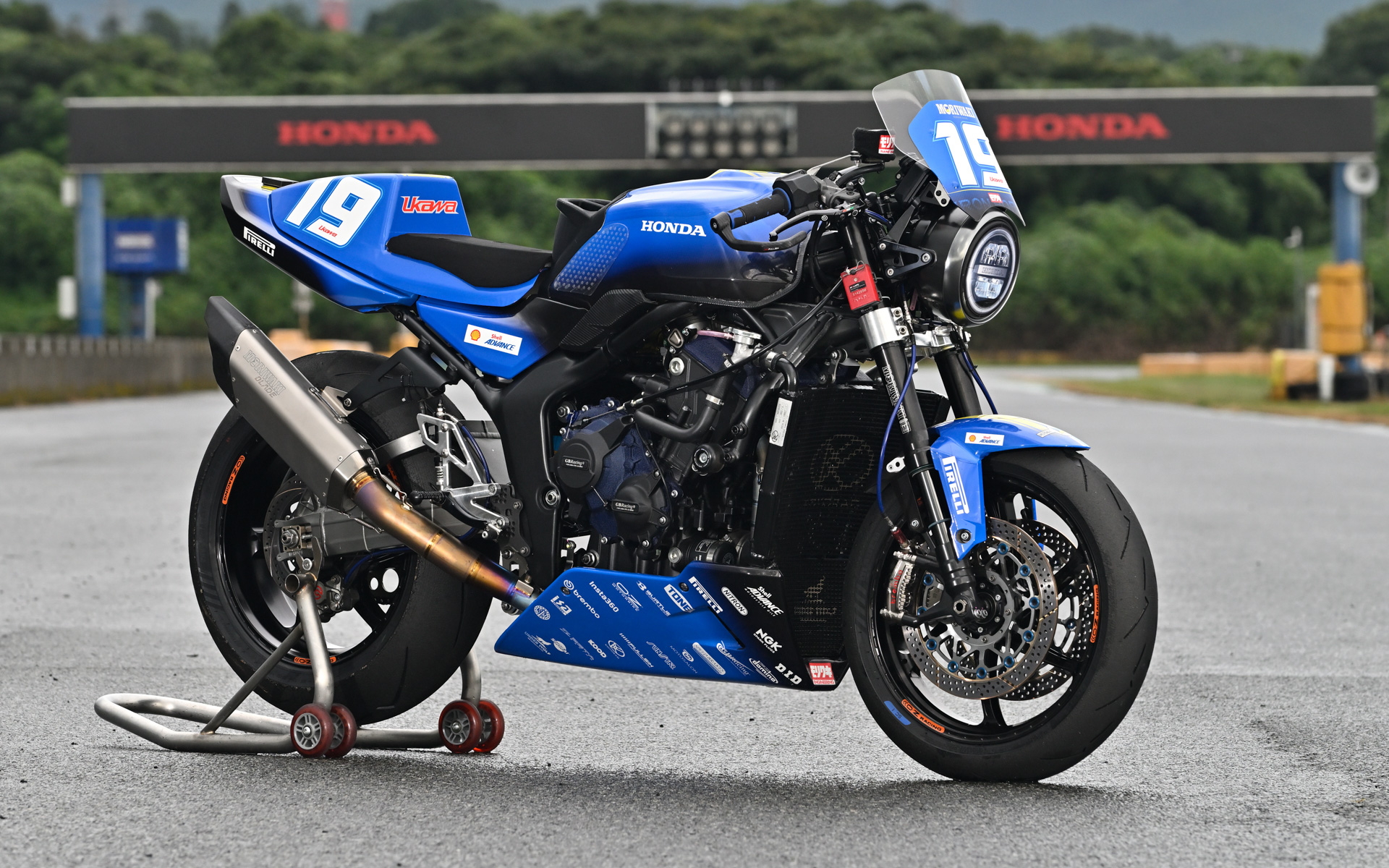 CB1000F Moriwaki Engineering