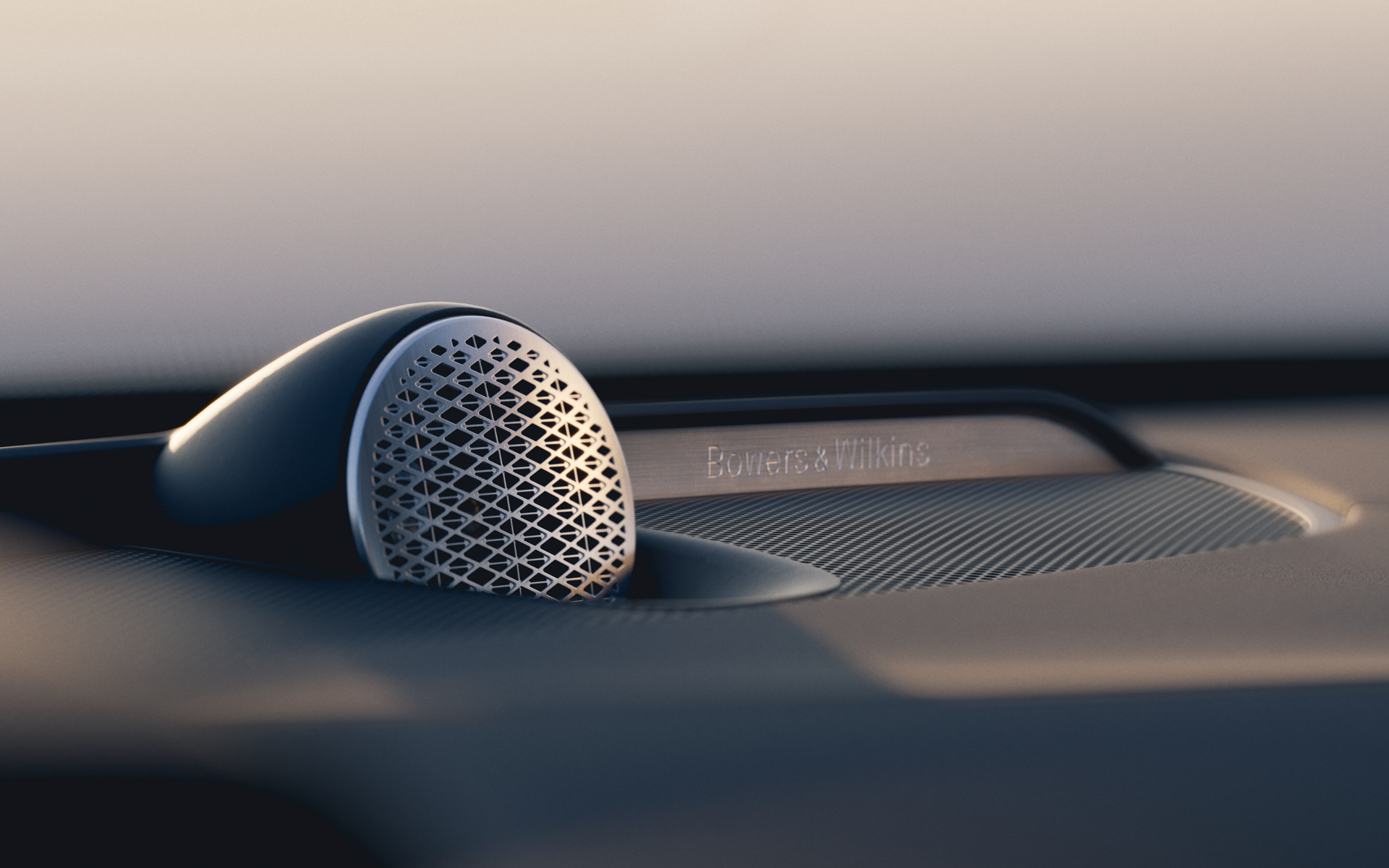 「Bowers＆Wilkinsハイフィデリティ・オーディオシステム」を特別装備