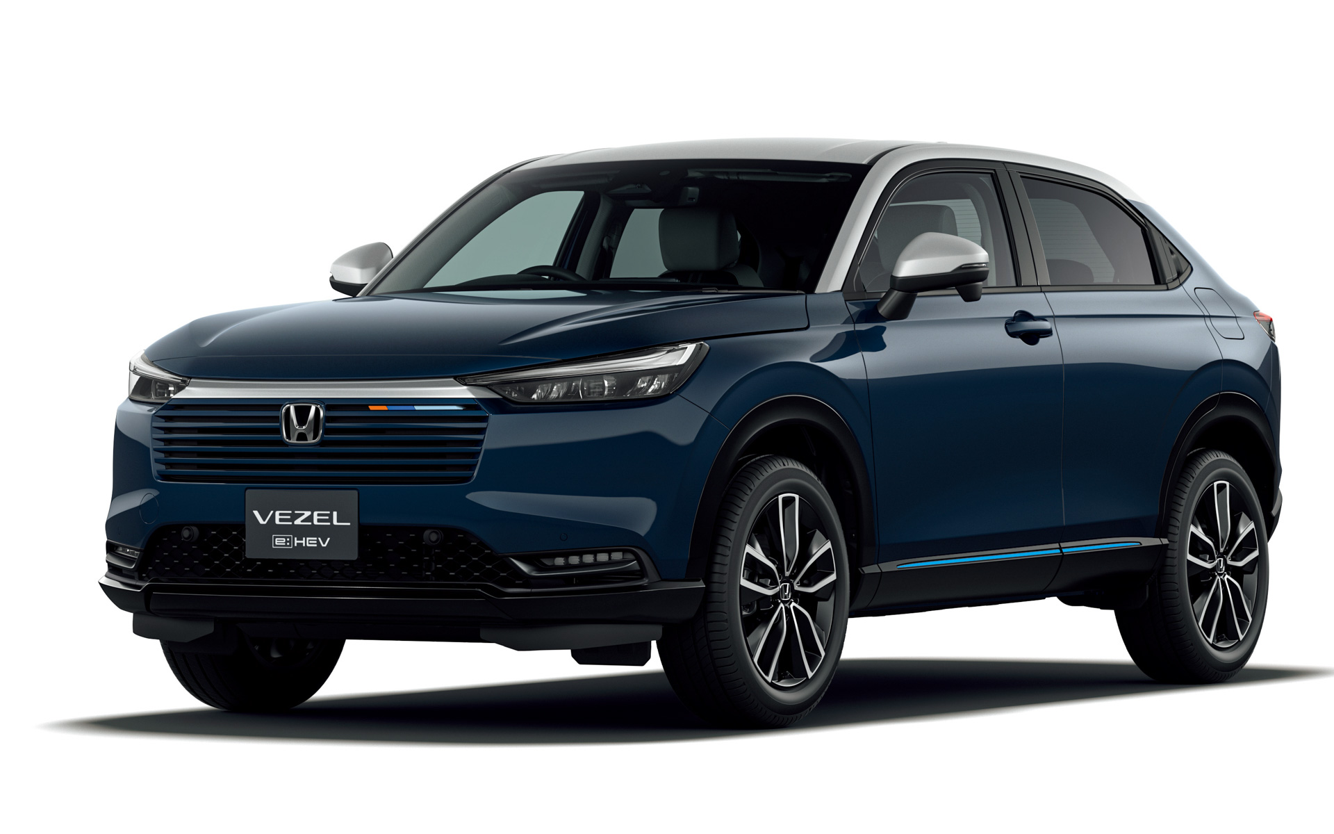 e:HEV Z・PLaY パッケージ（FF シーベッドブルー・パール&シルバー）