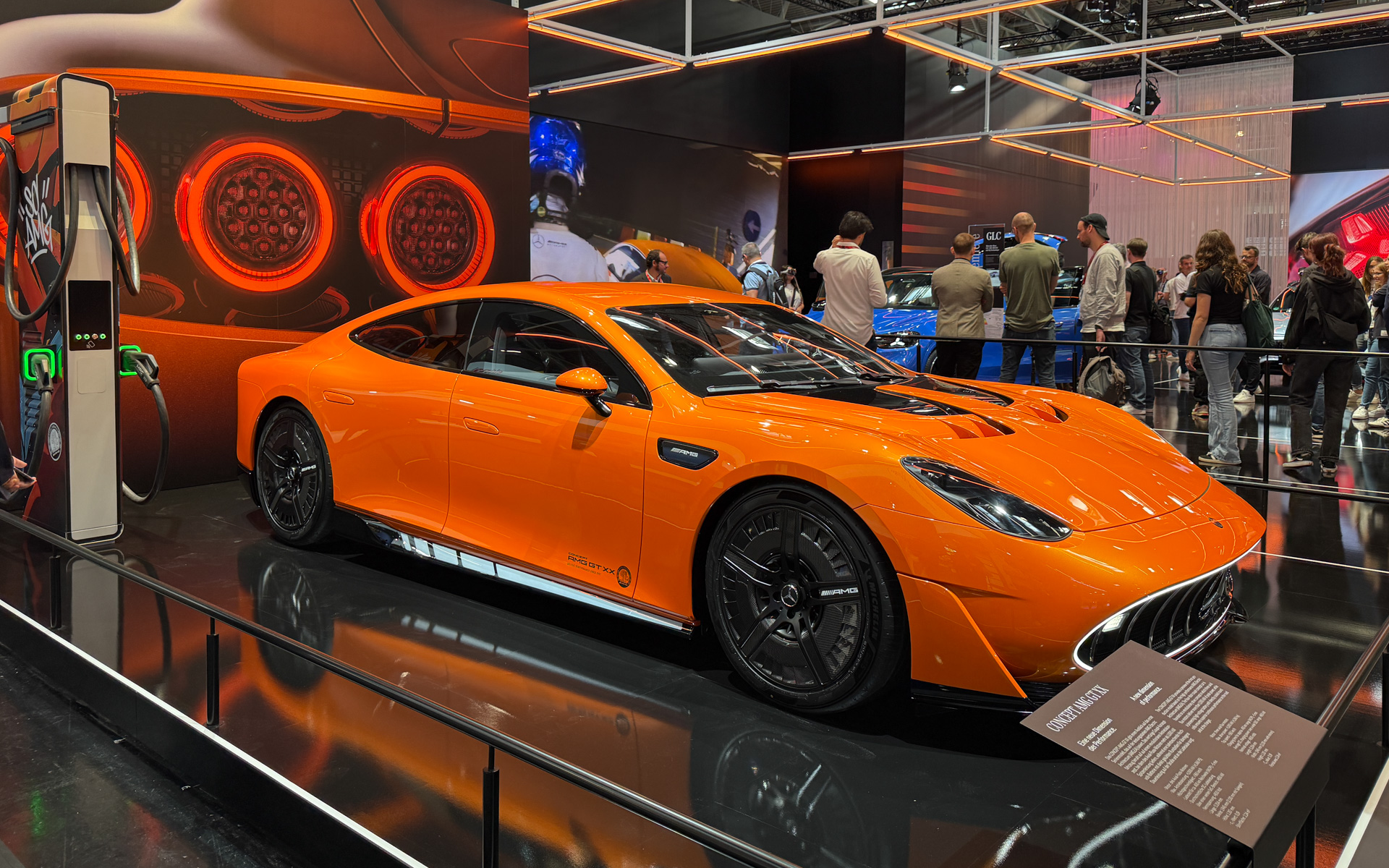 Mercedes-AMG初の完全電気自動車「CONCEPT AMG GT XX」（写真はIAAモビリティ2025会場のもの）