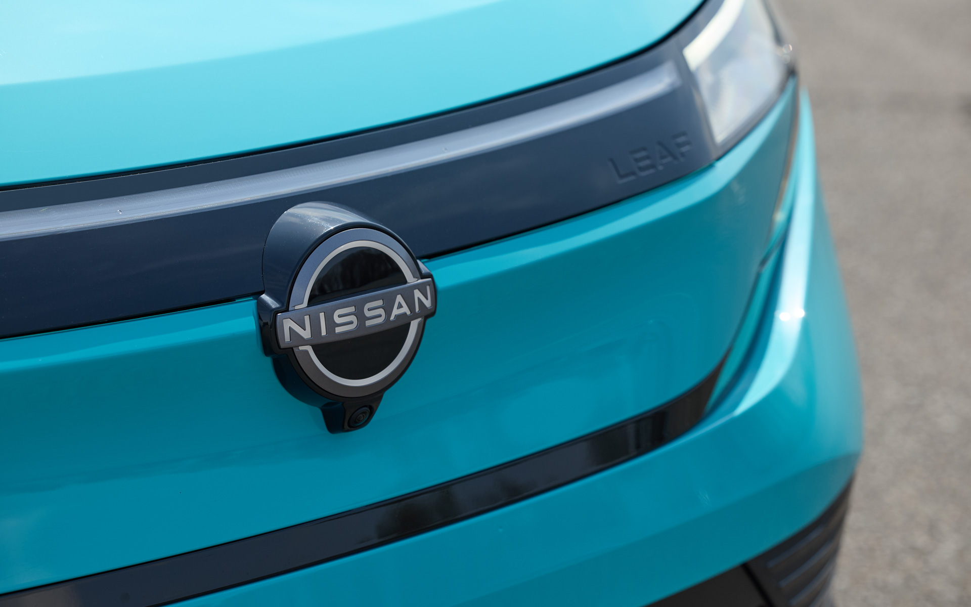 新型「リーフ」