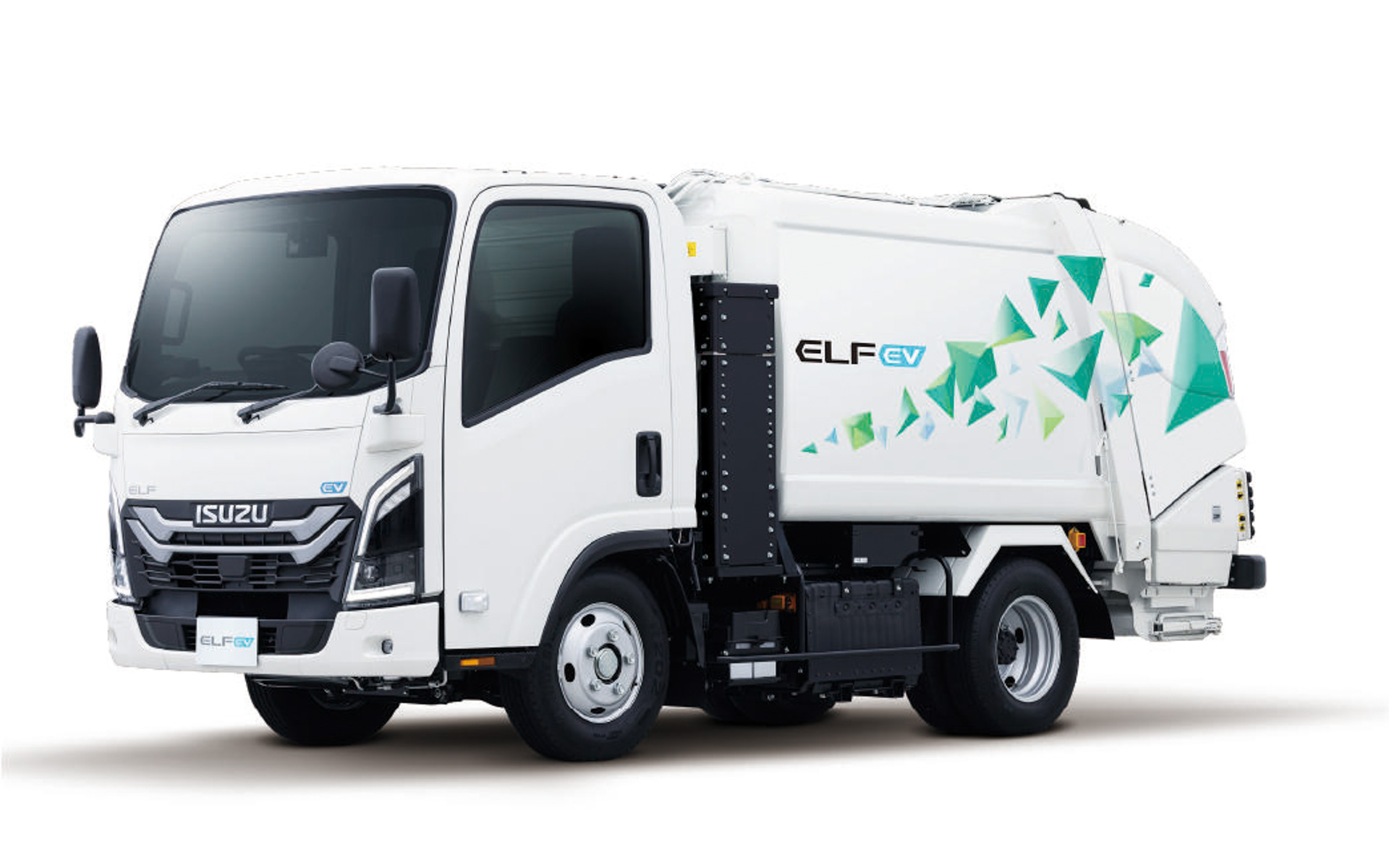 展示車両のエルフEV塵芥車