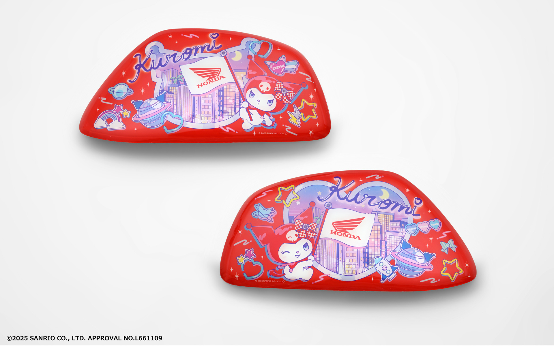 左右それぞれ異なるデザインを施した