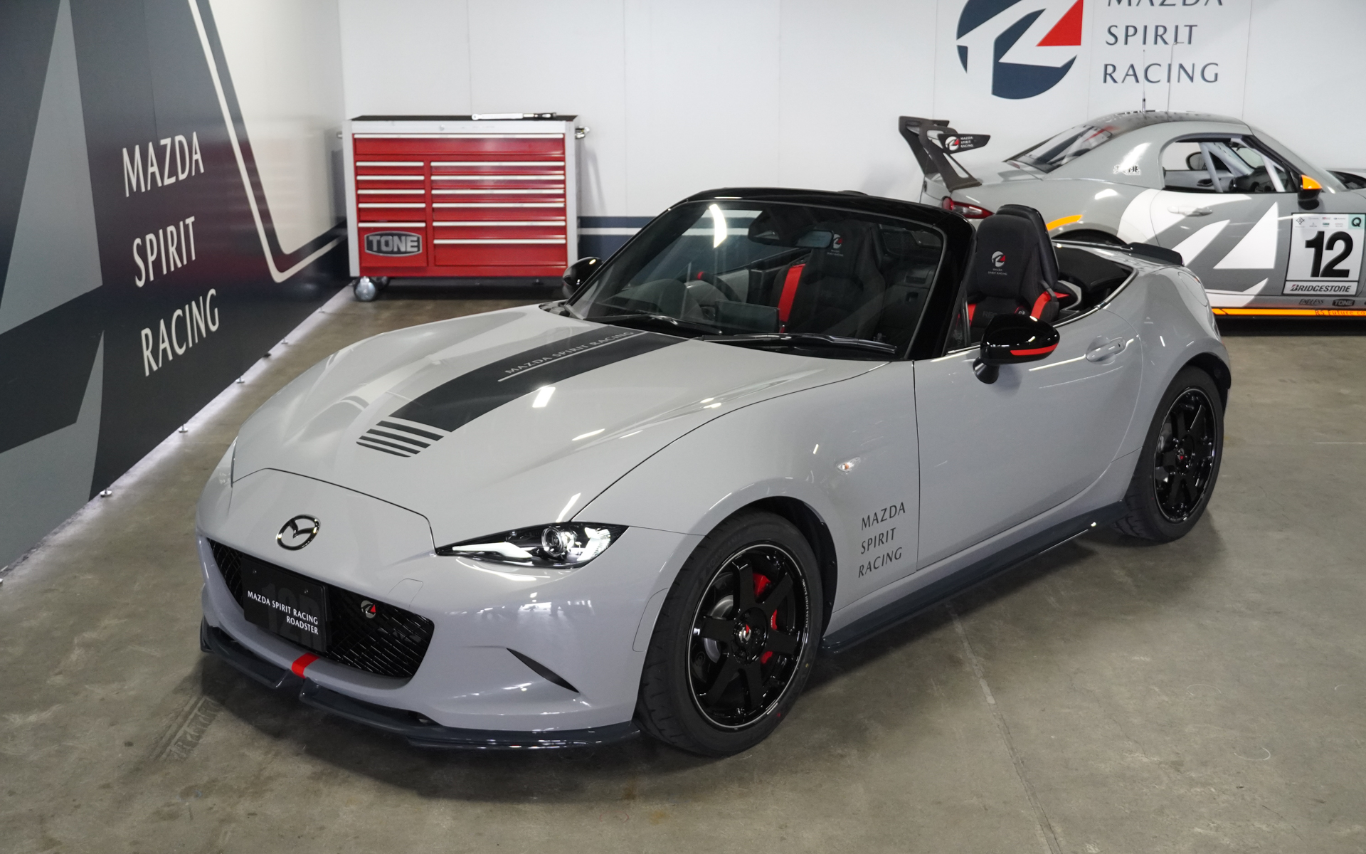 MAZDA SPIRIT RACING ROADSTER 12R