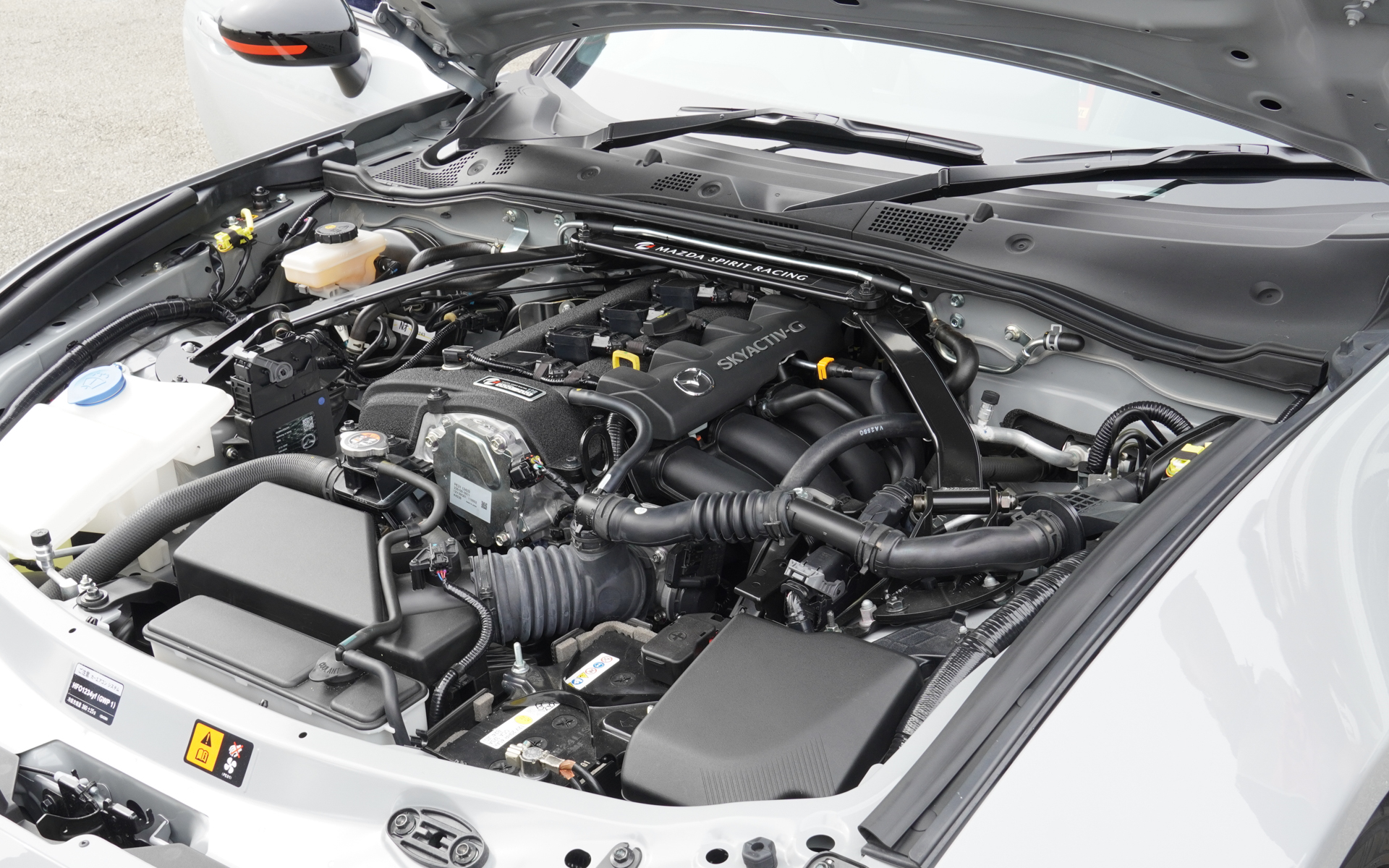 MAZDA SPIRIT RACING ROADSTER 12Rの2.0リッターエンジン
