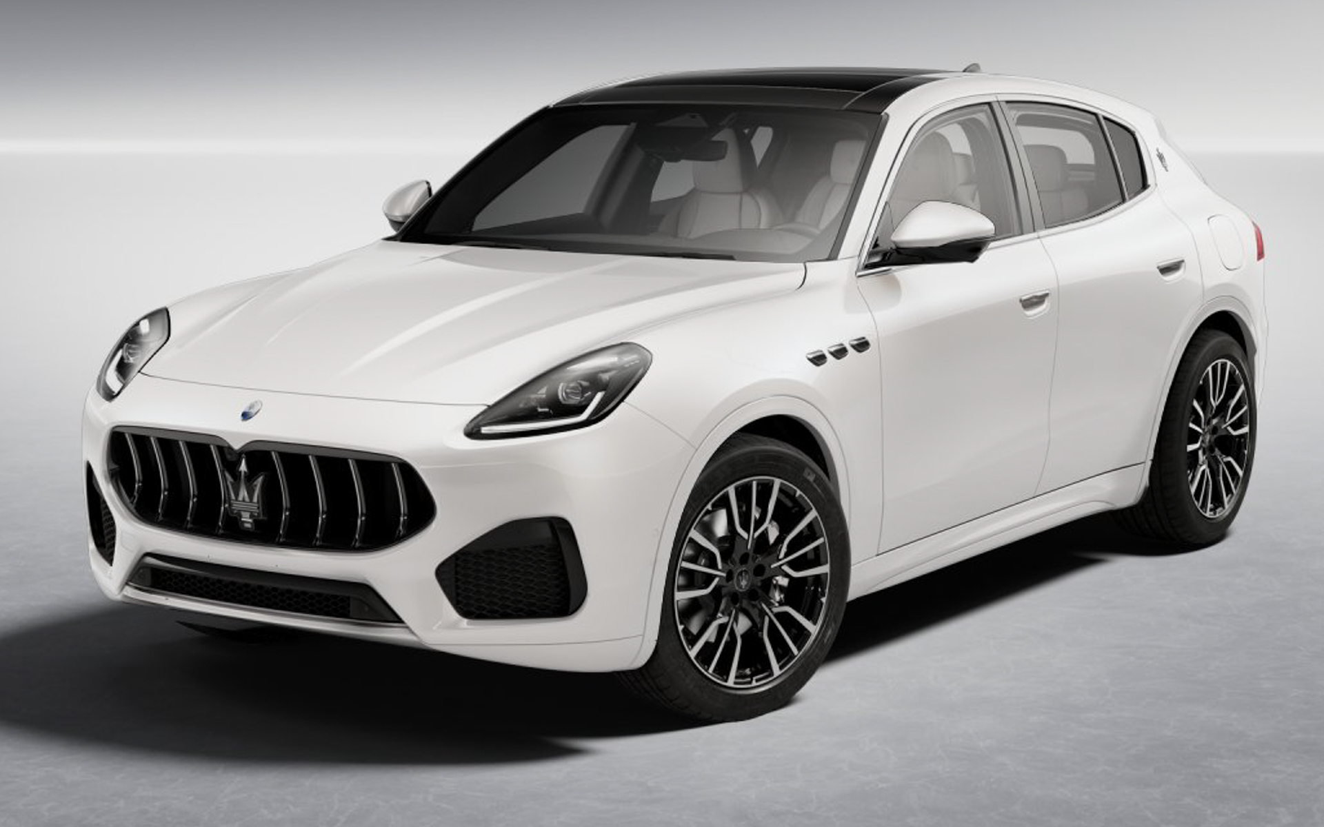 高貴な白を纏ったグレカーレの特別仕様車「ビアンコ ノビレ」