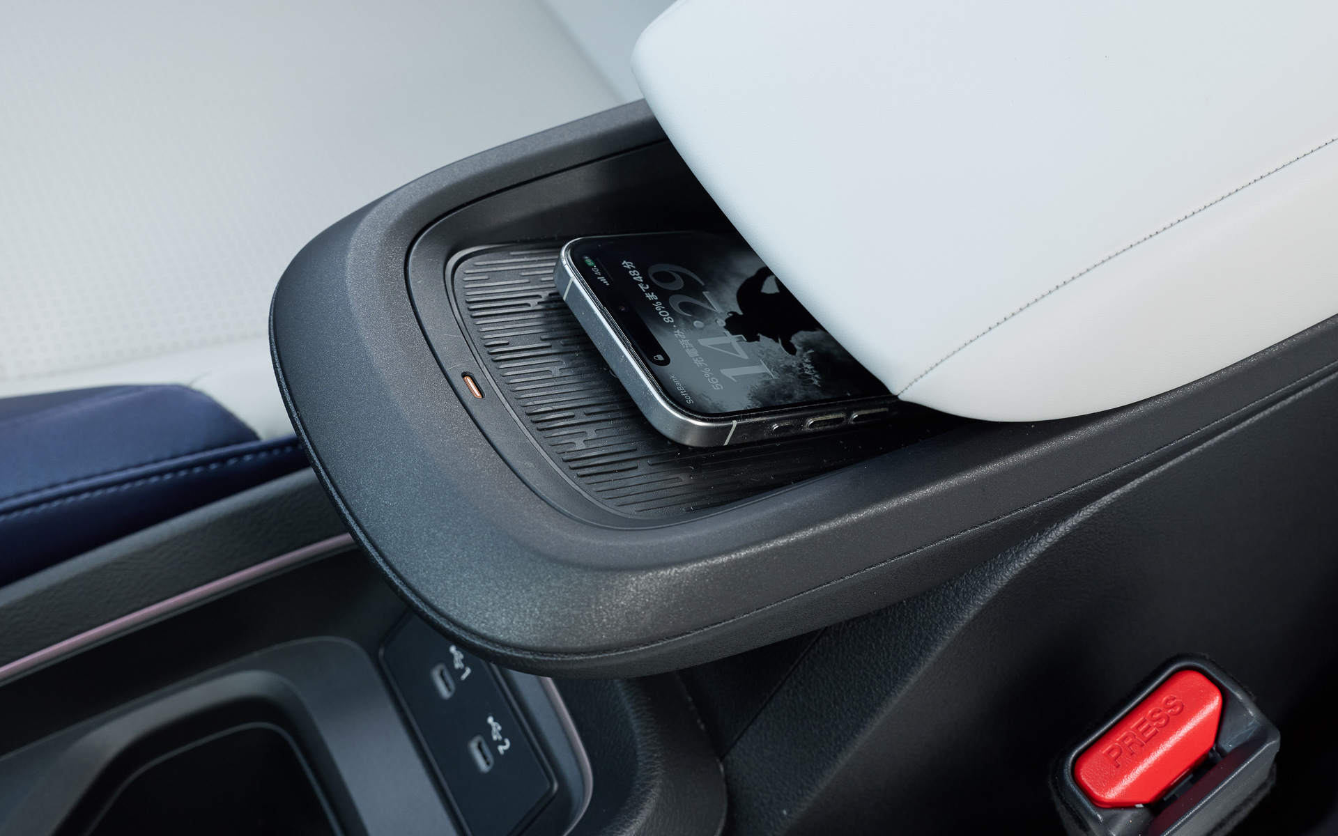 収納スペースも充実