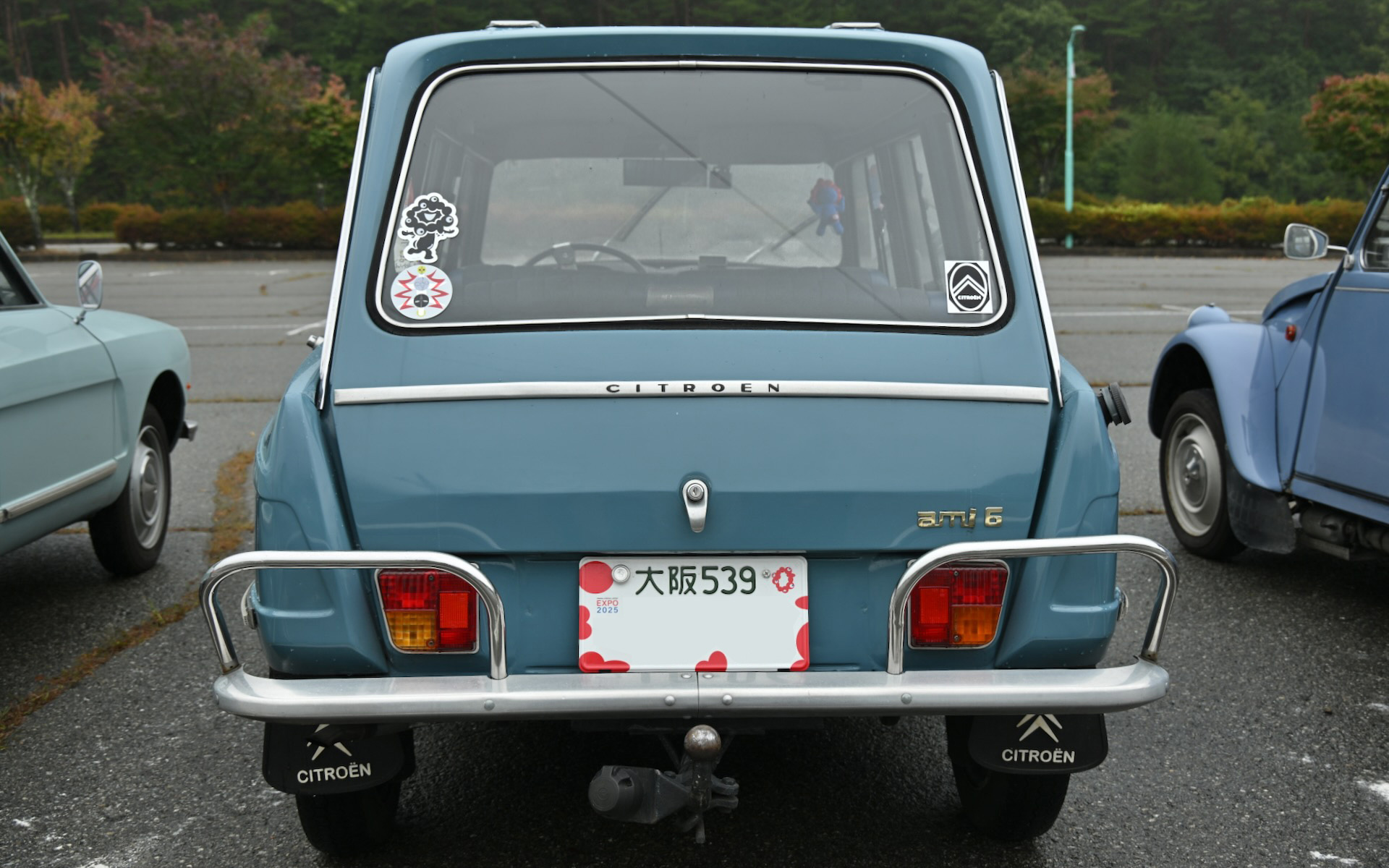 大阪万博ナンバーの「ami 6」