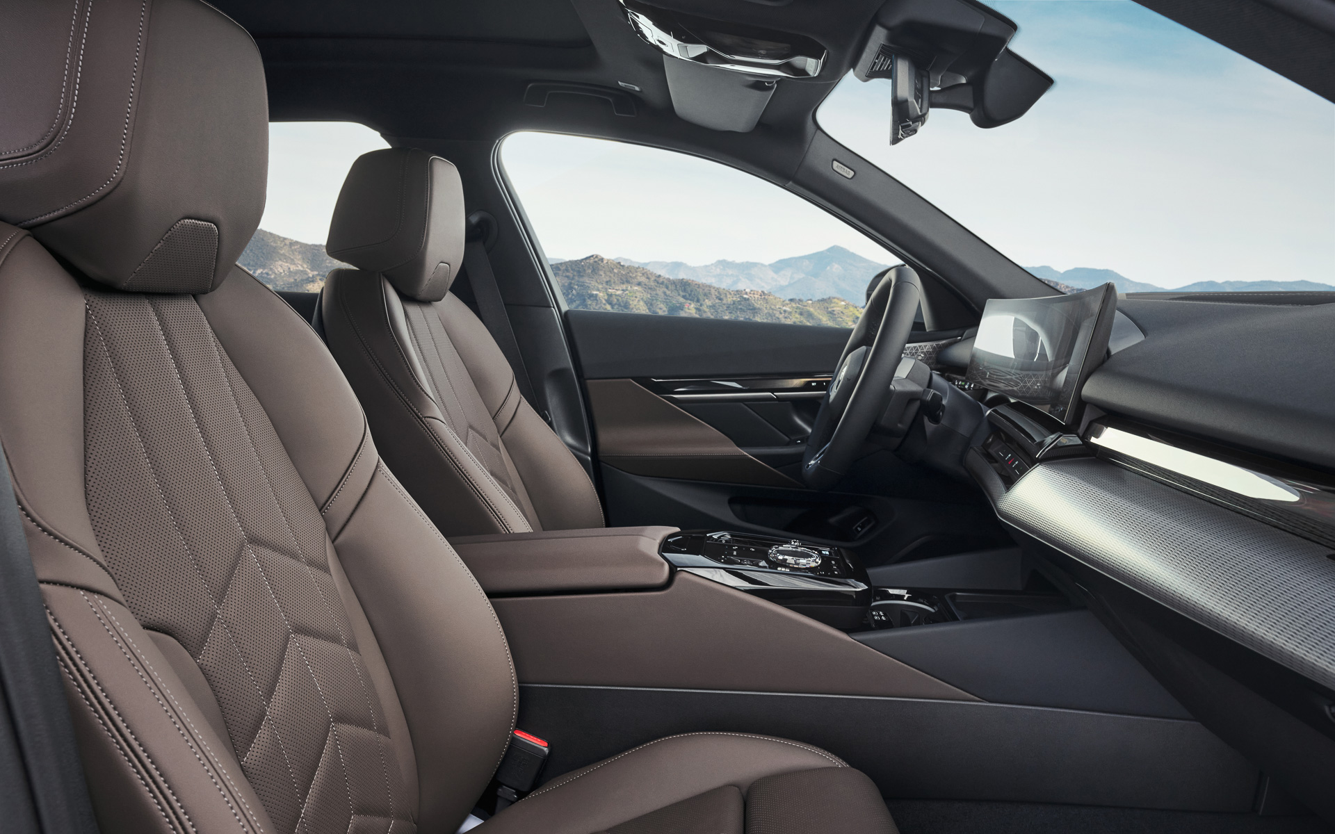 BMW Individual レザー・メリノのシート表皮は全車でオプション設定