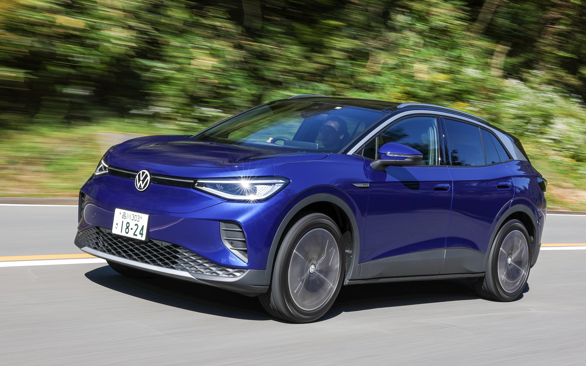 一充電走行距離（WLTCモード）は52.0kWhバッテリ搭載のLiteが435km、77.0kWhバッテリ搭載のProが618km