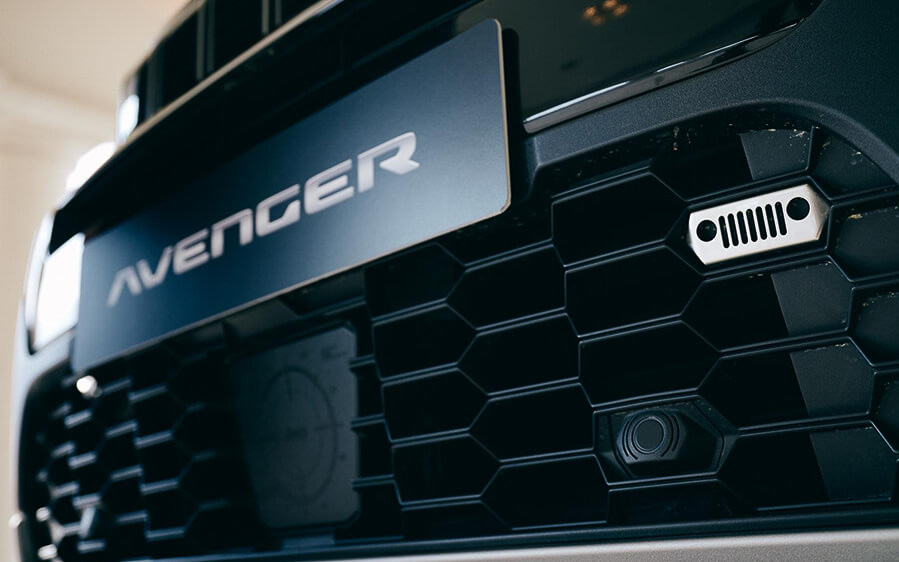 外観のアクセントとして“隠れキャラクター”を配し、ブランドのヘリテージなどを密かに表現している