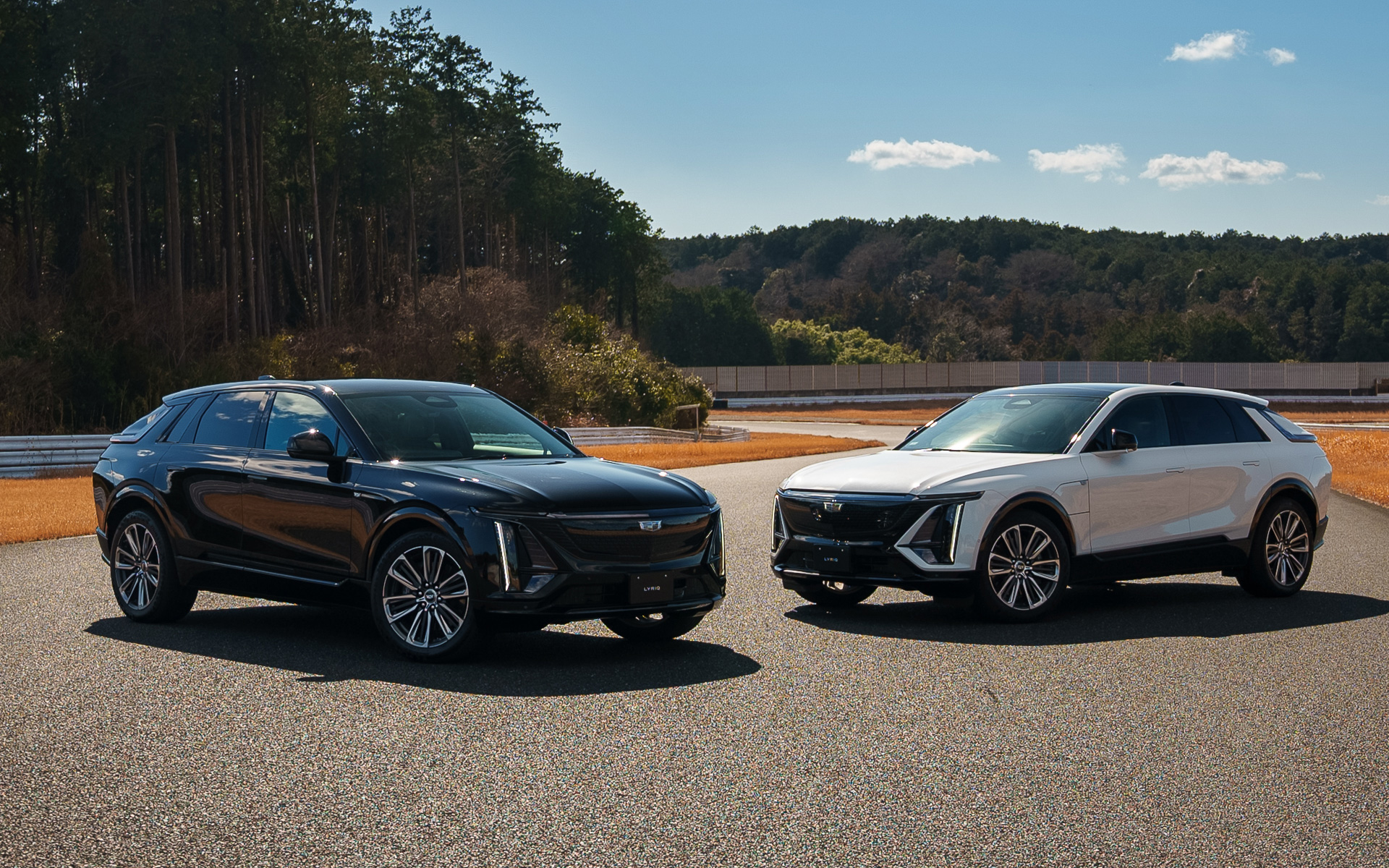 キャデラック「リリック」