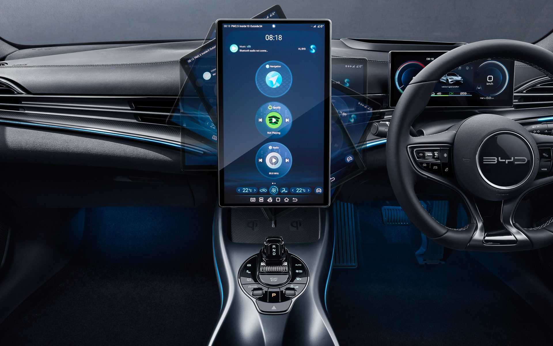 「15.6インチマルチタッチスクリーン」は電動回転が可能