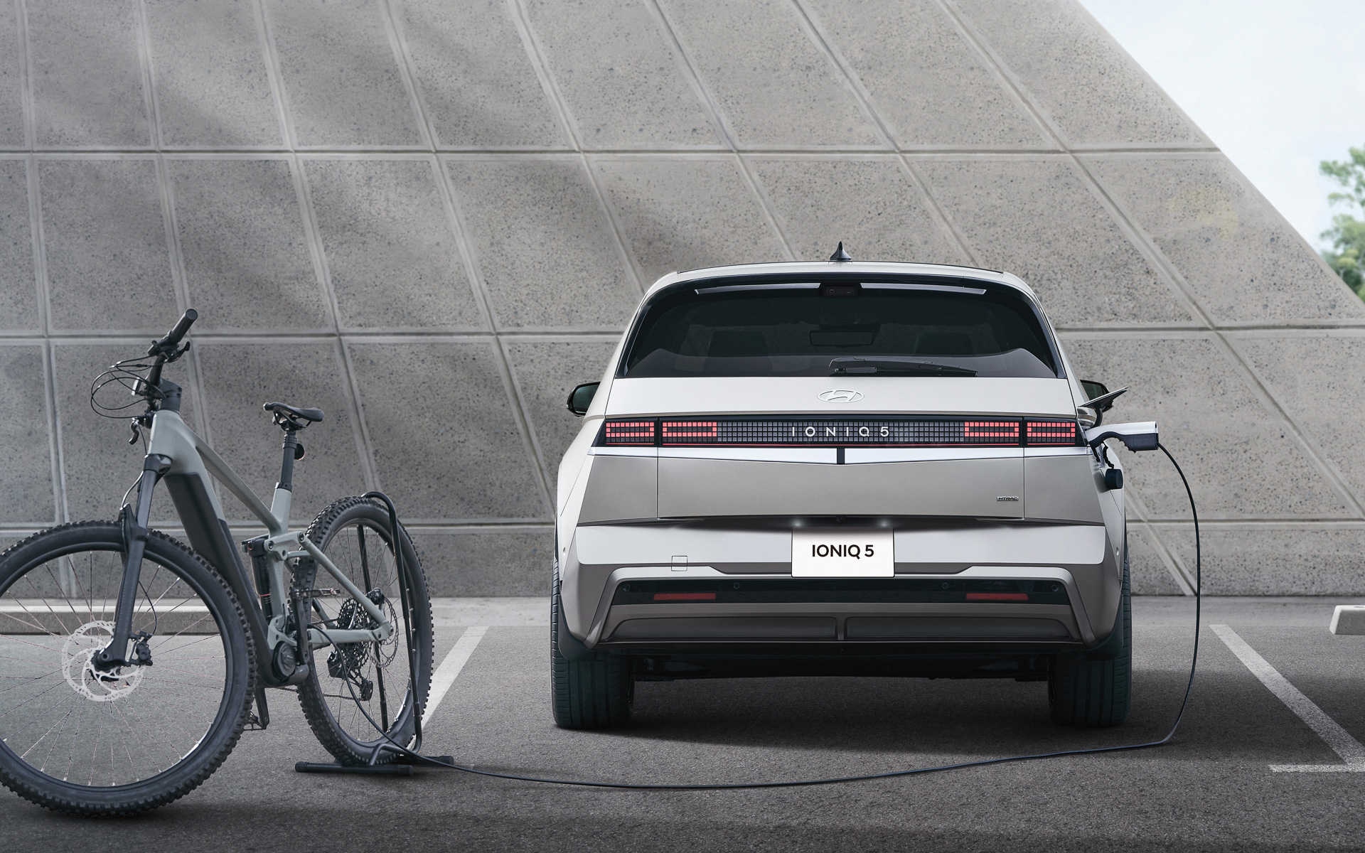 ヒョンデのBEVを象徴する「パラメトリックピクセルディテール」によってスタイリッシュなデザインを実現