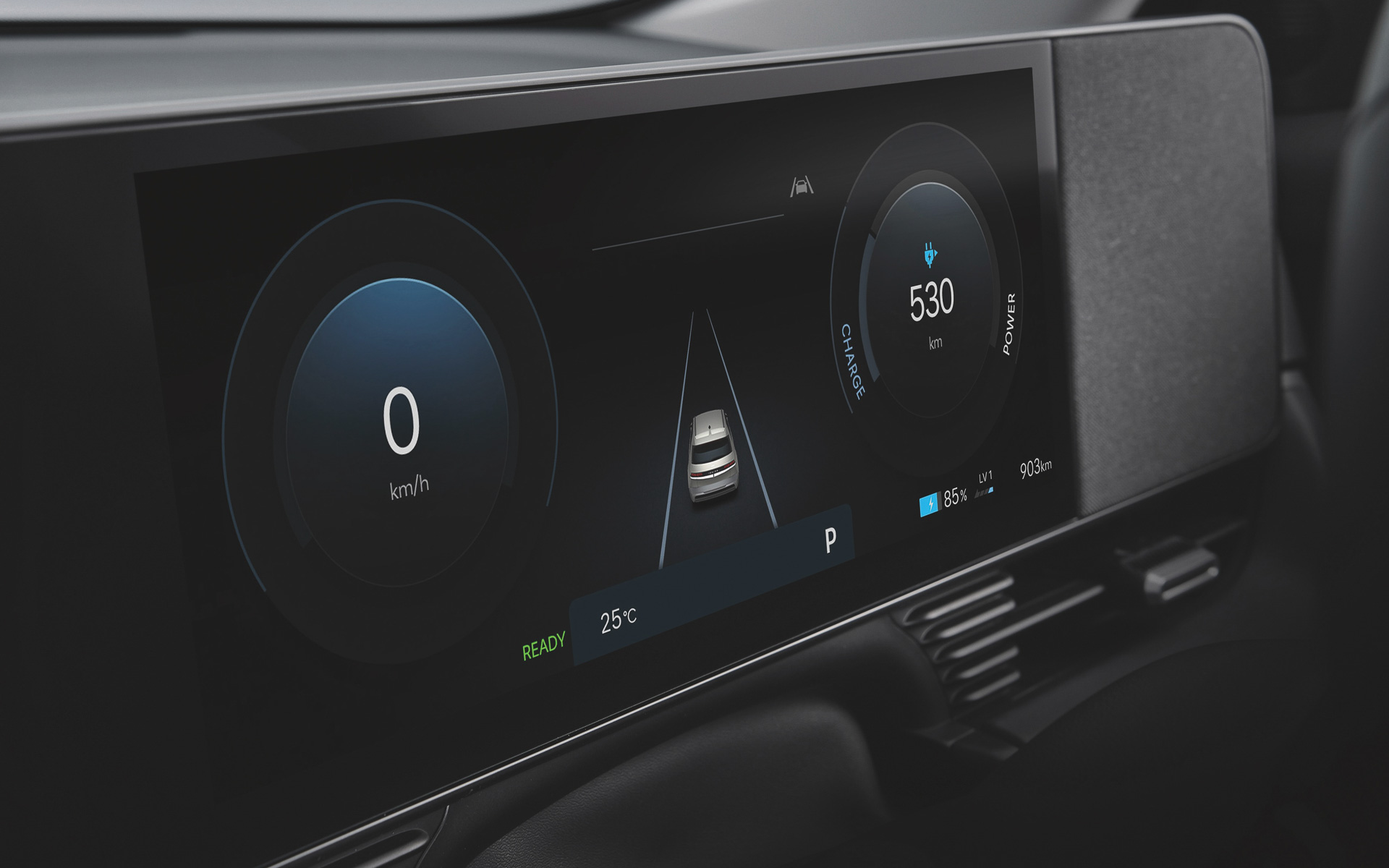 昼夜を問わず見やすい表示を行なう「12.3インチカラーLCDクラスター」