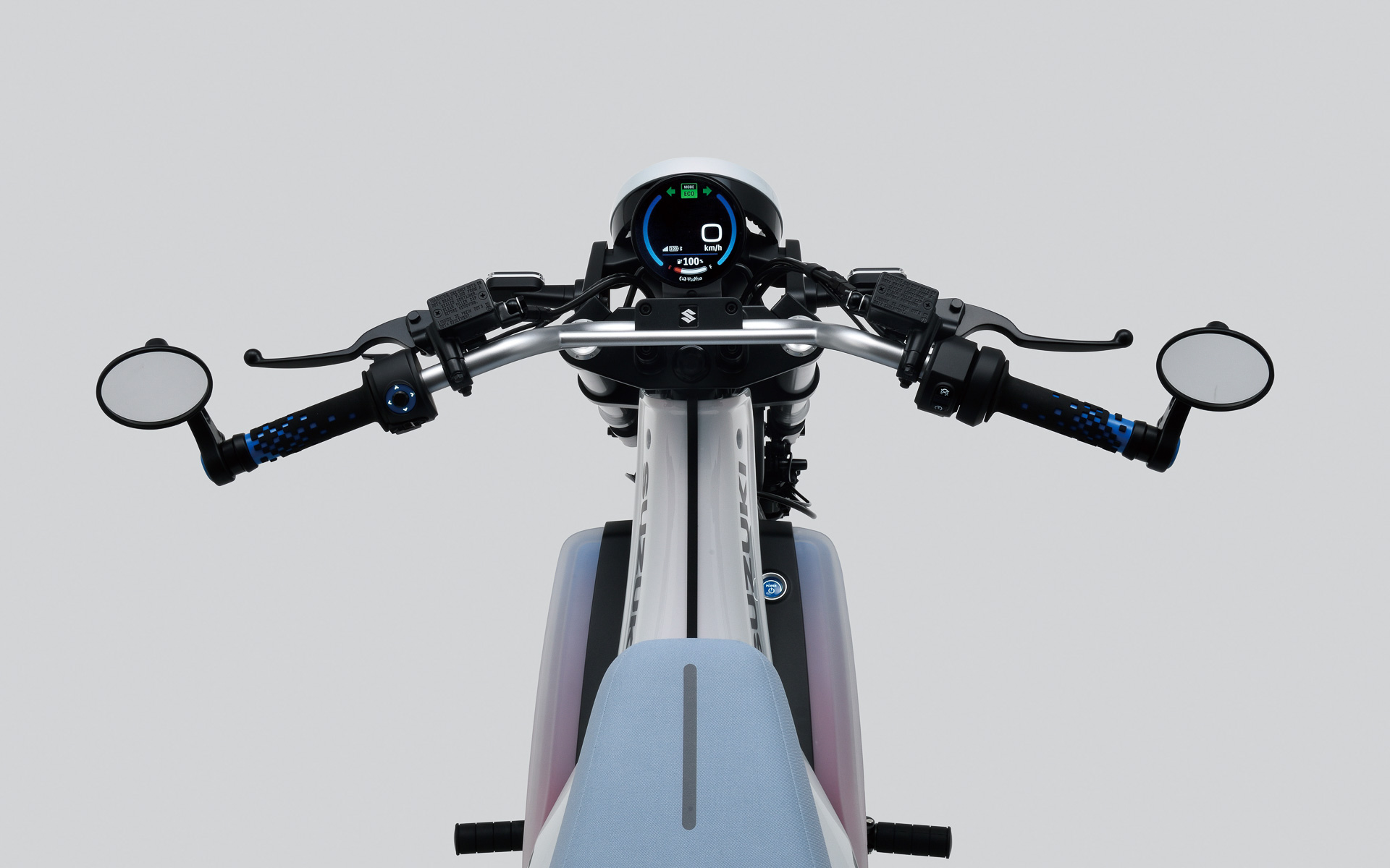 「e-VanVan」のボディサイズは1810×825×1050mm（全長×全幅×全高）