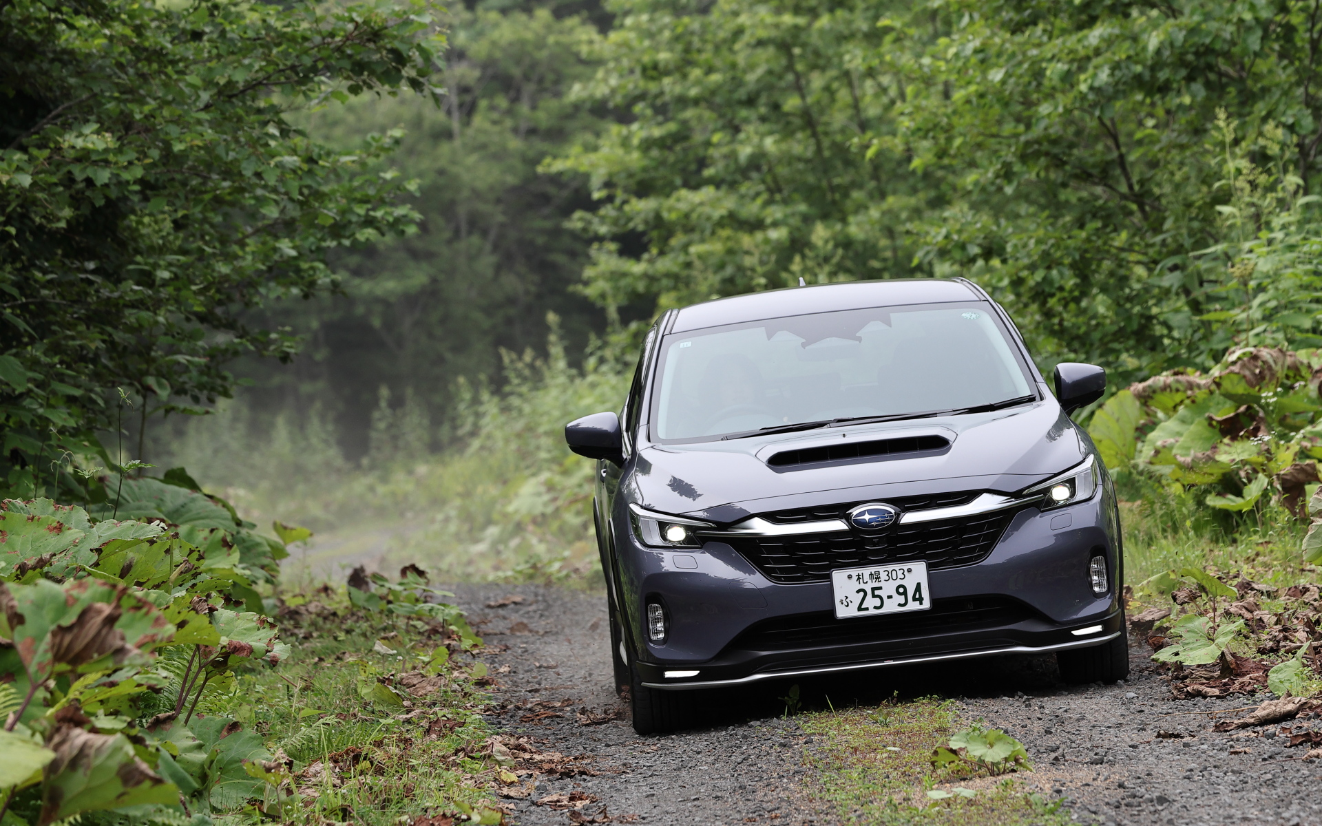 都会派な印象でありながらも、大自然の中も安心して走れる