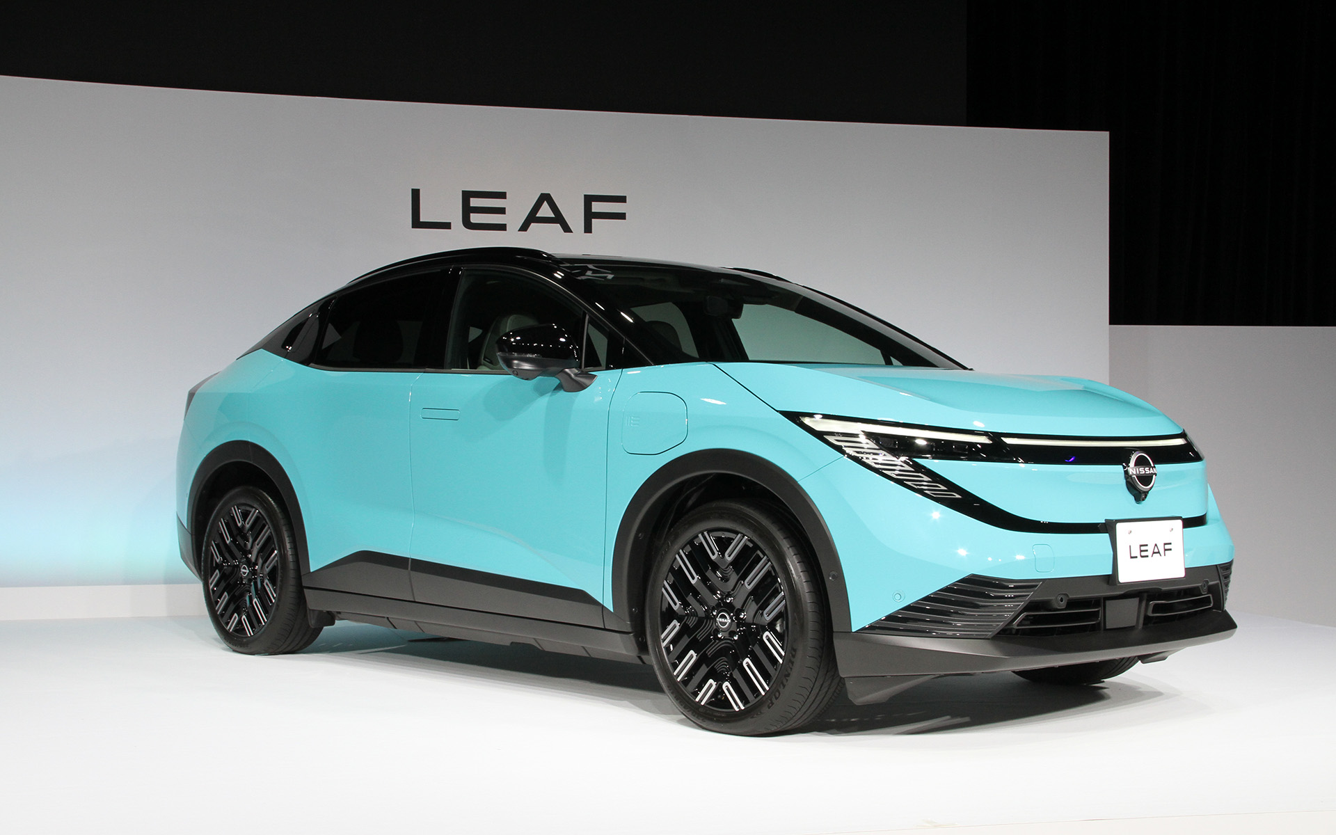 B7グレードのボディサイズは4360×1810×1550mm（全長×全幅×全高）、ホイールベースは2690mm