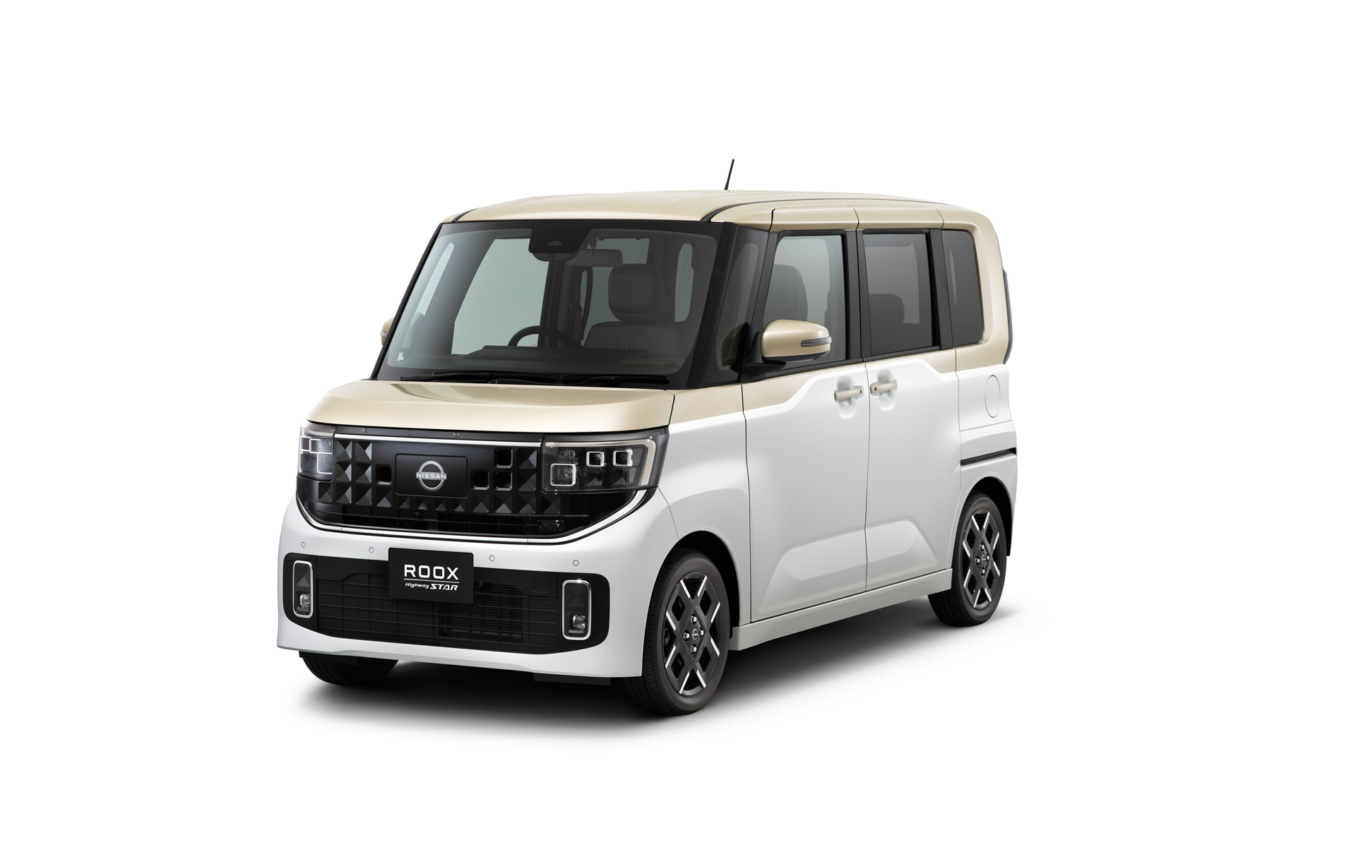 新型軽自動車「ルークス」ハイウェイスター