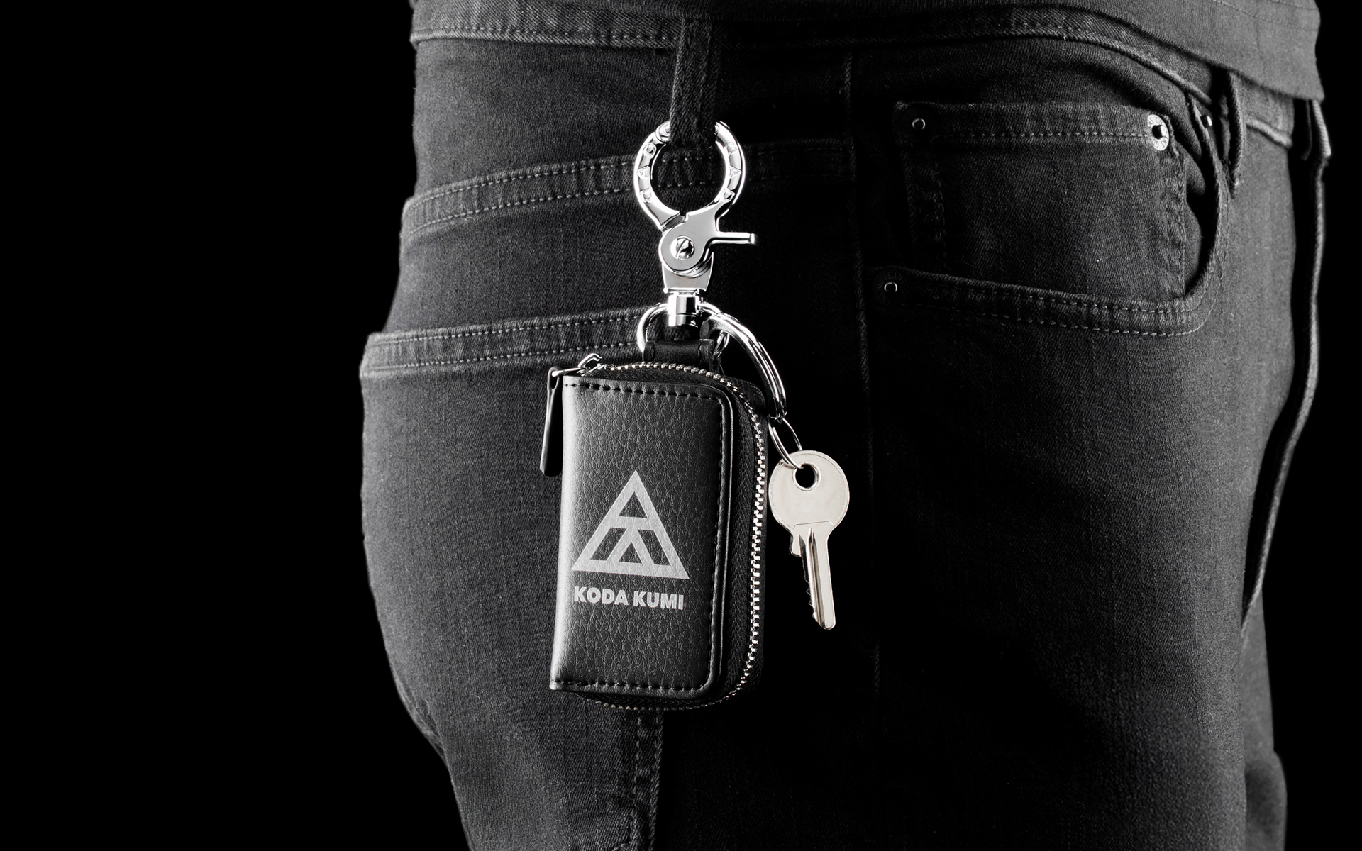 D.A.D×KODA KUMI スマートキーケースII