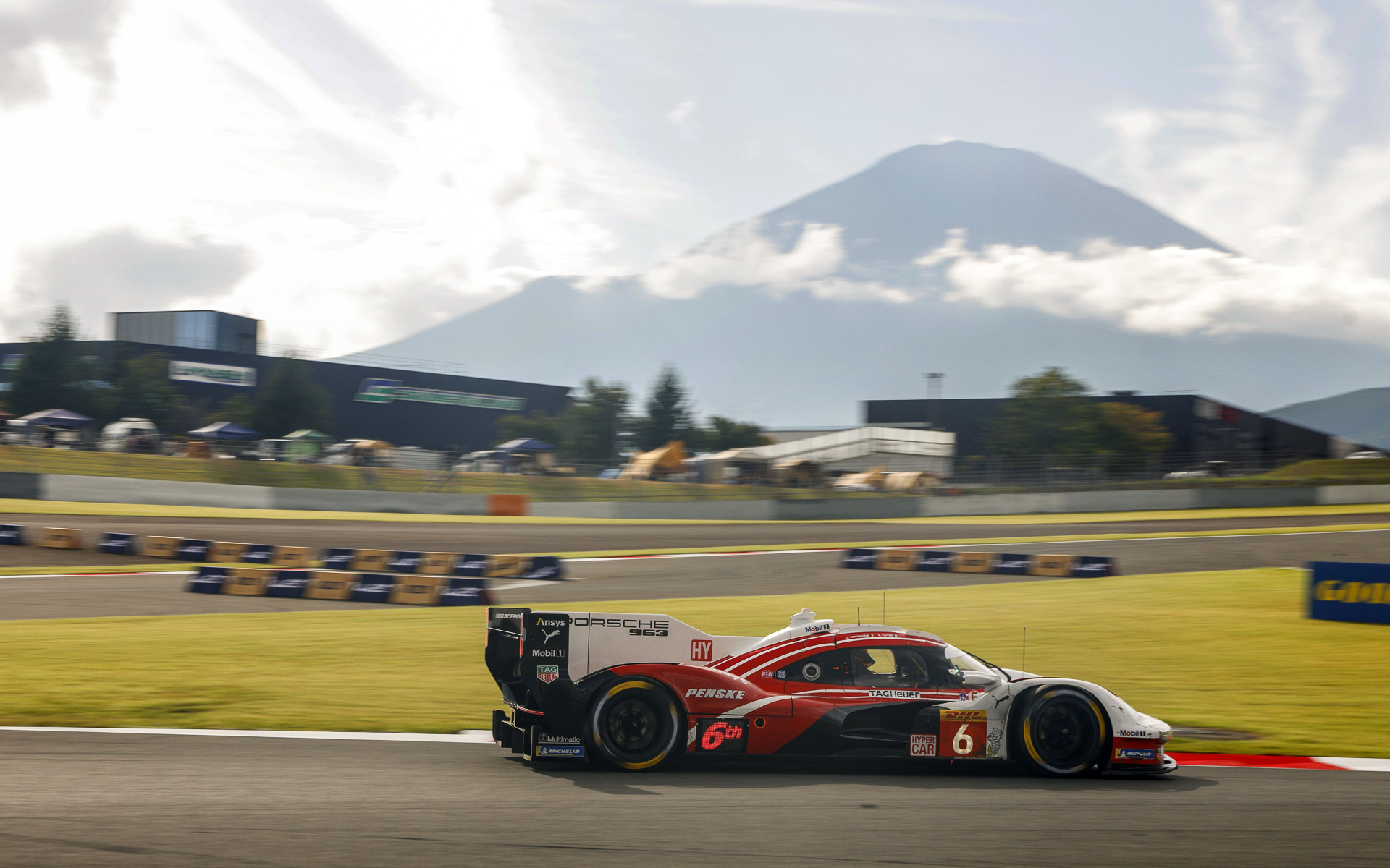 ポルシェ963は「運転していてとっても楽しい」という