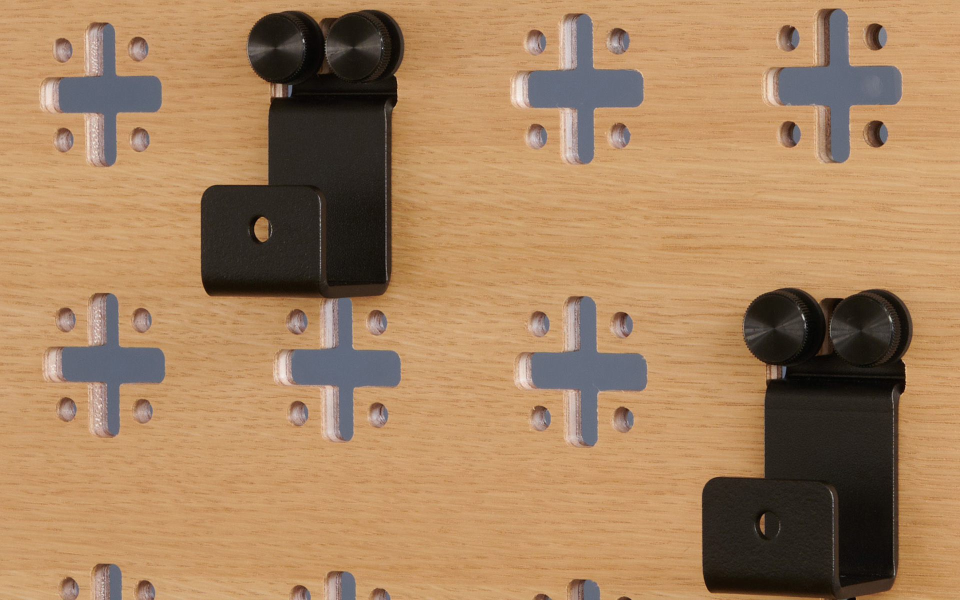 マルチラック 有孔ボード・専用ブラケット