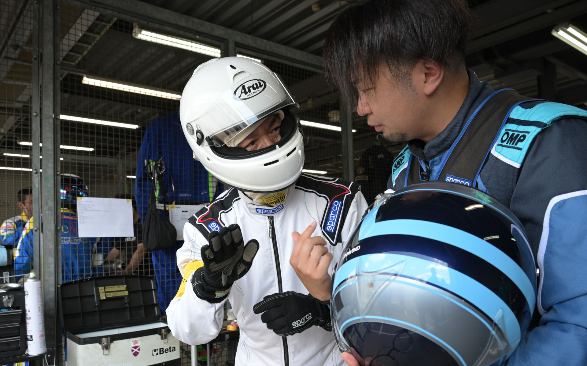 先に走った西川省吾さんからアドバイスをもらう筆者