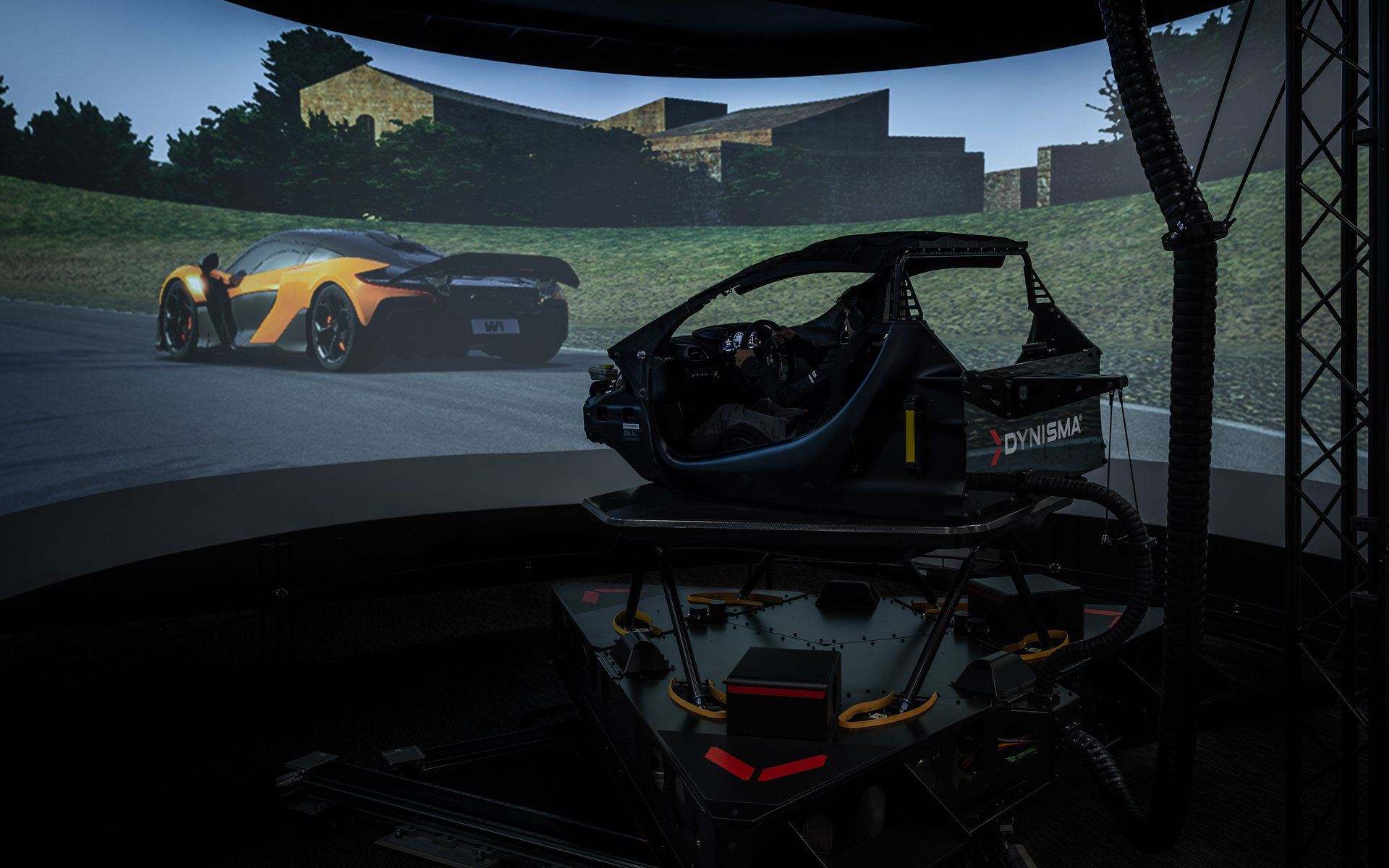 最先端シミュレータDMG（Dynisma Motion Generator）